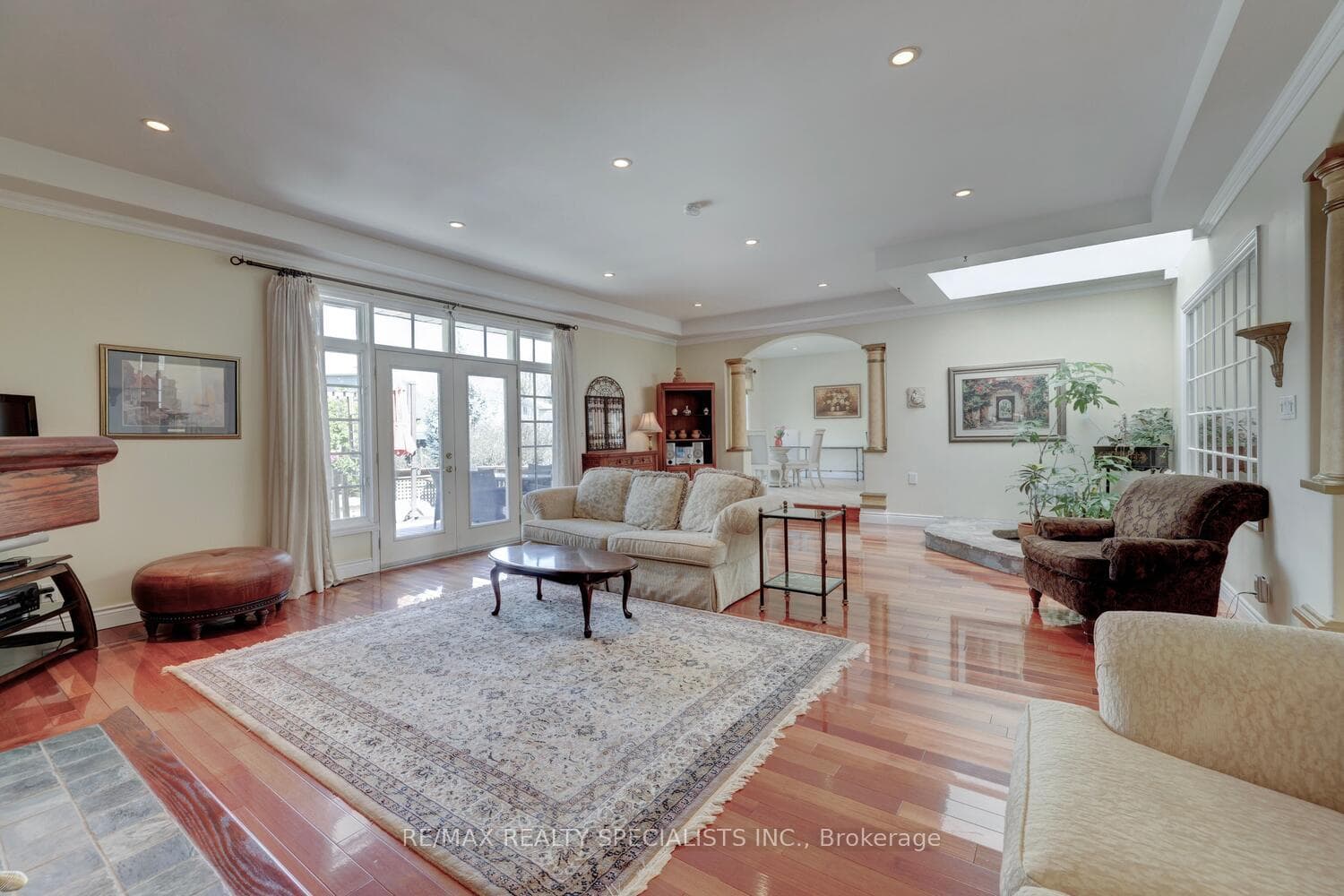2141 Fowler Lane - Detached photo 5 of 44 in Mississauga, Ontario