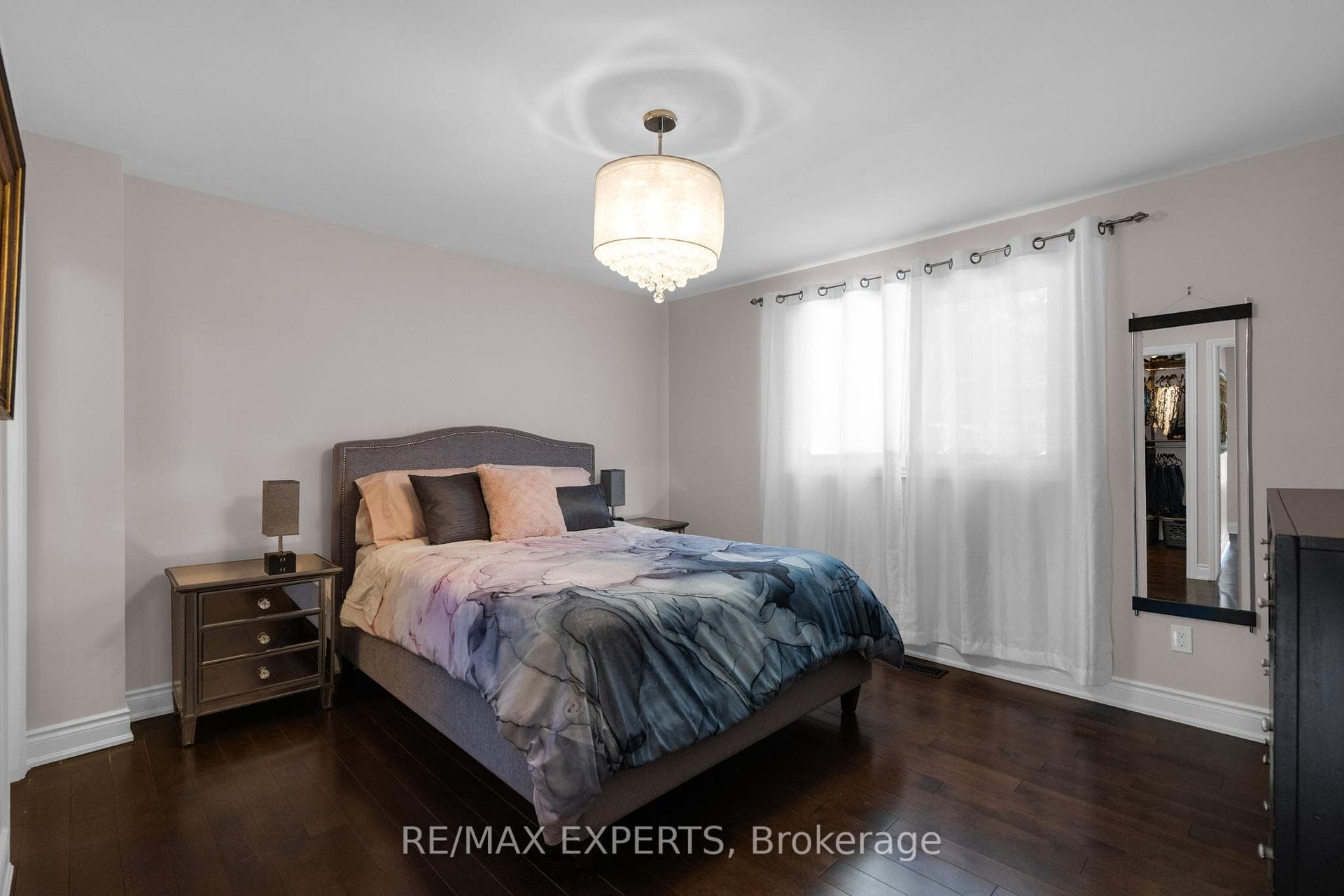 317 Marple Crescent - Detached photo 15 of 50 in Caledon, Ontario