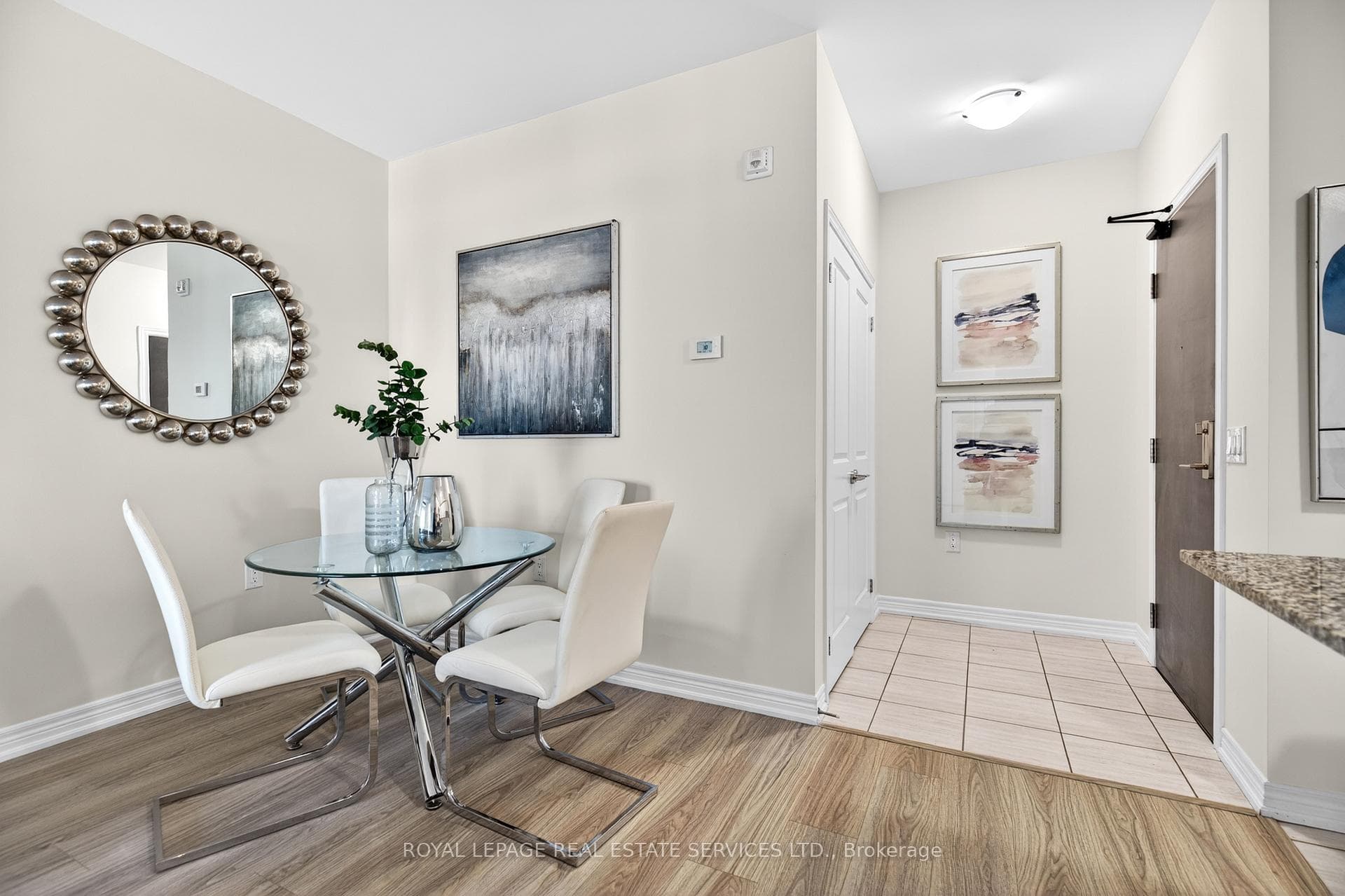 2370 Khalsa Gate Unit 304 - Condo photo 4 of 28 in Oakville, Ontario