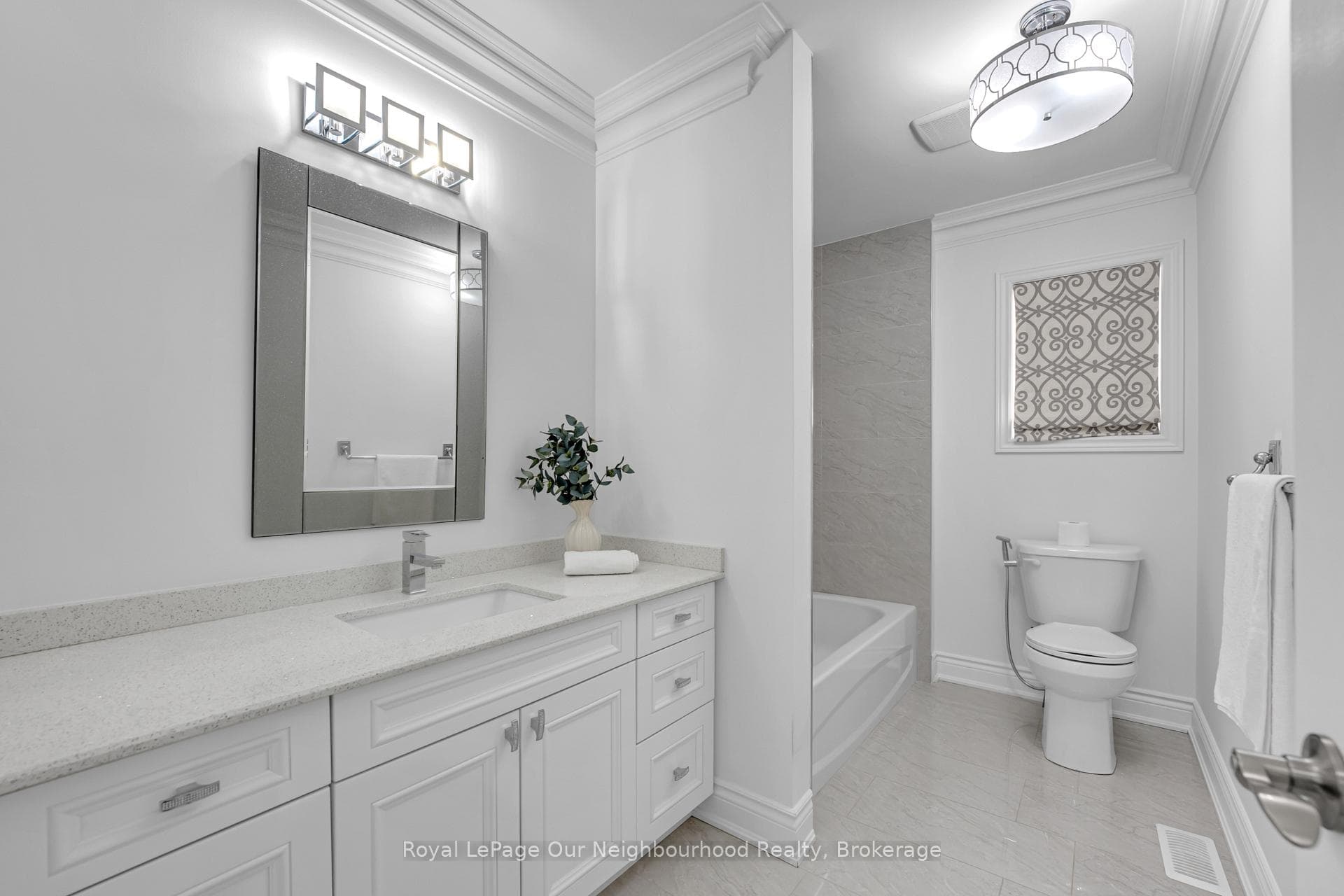 4689 Leanna Heights Road - Detached photo 22 of 39 in Burlington, Ontario