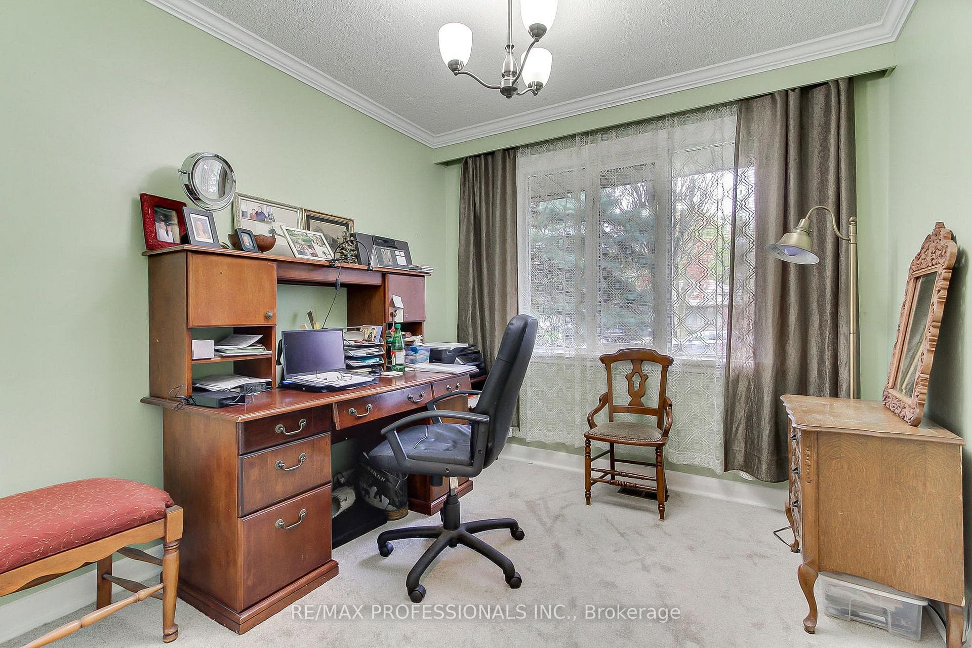 40 Cowley Avenue - Detached photo 18 of 40 in Etobicoke (Islington / Rexdale), Ontario