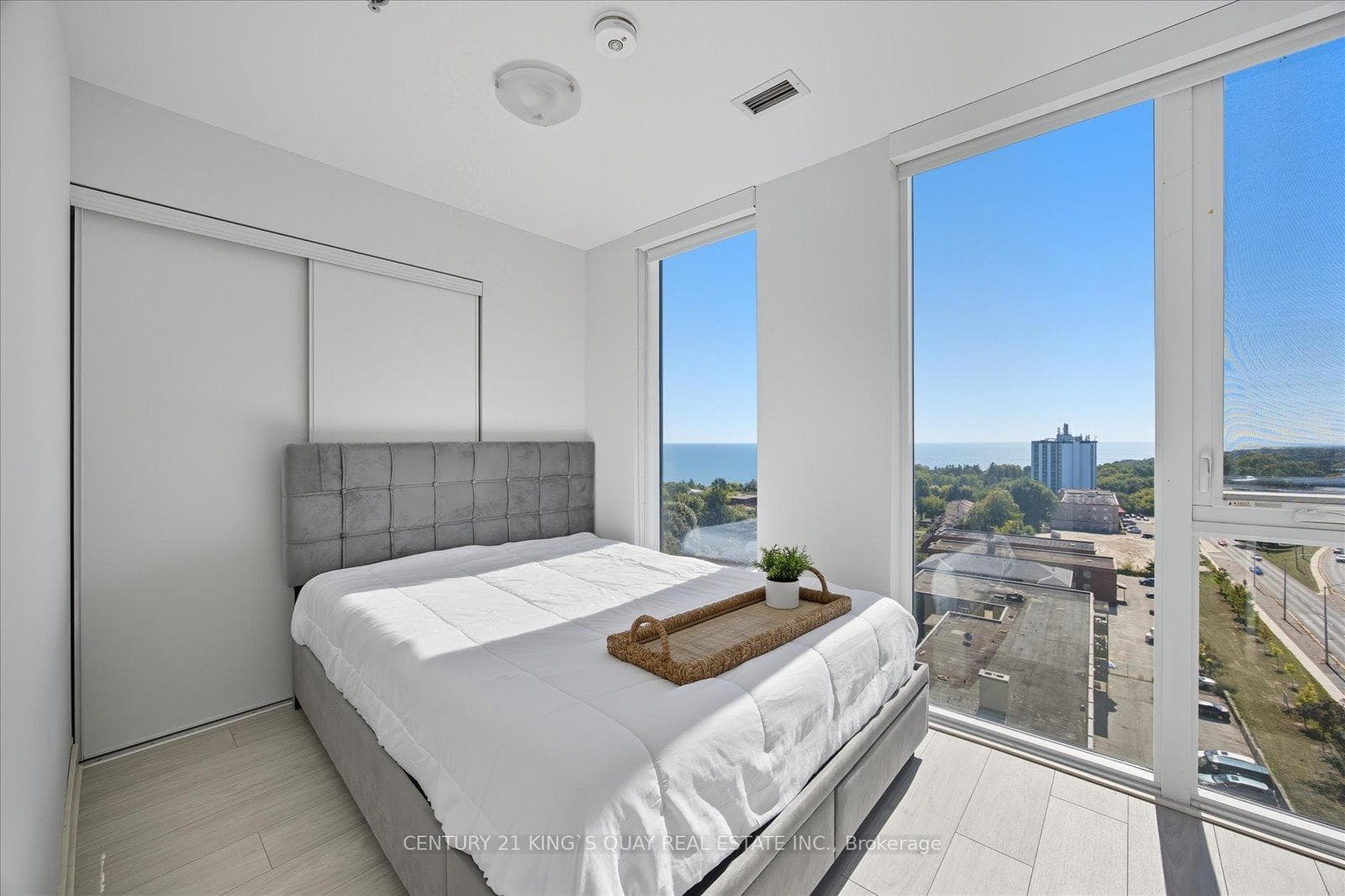 90 Glen Everest Road Unit 1008 - Condo photo 19 of 50 in Birch Cliff / Cliffside, Ontario