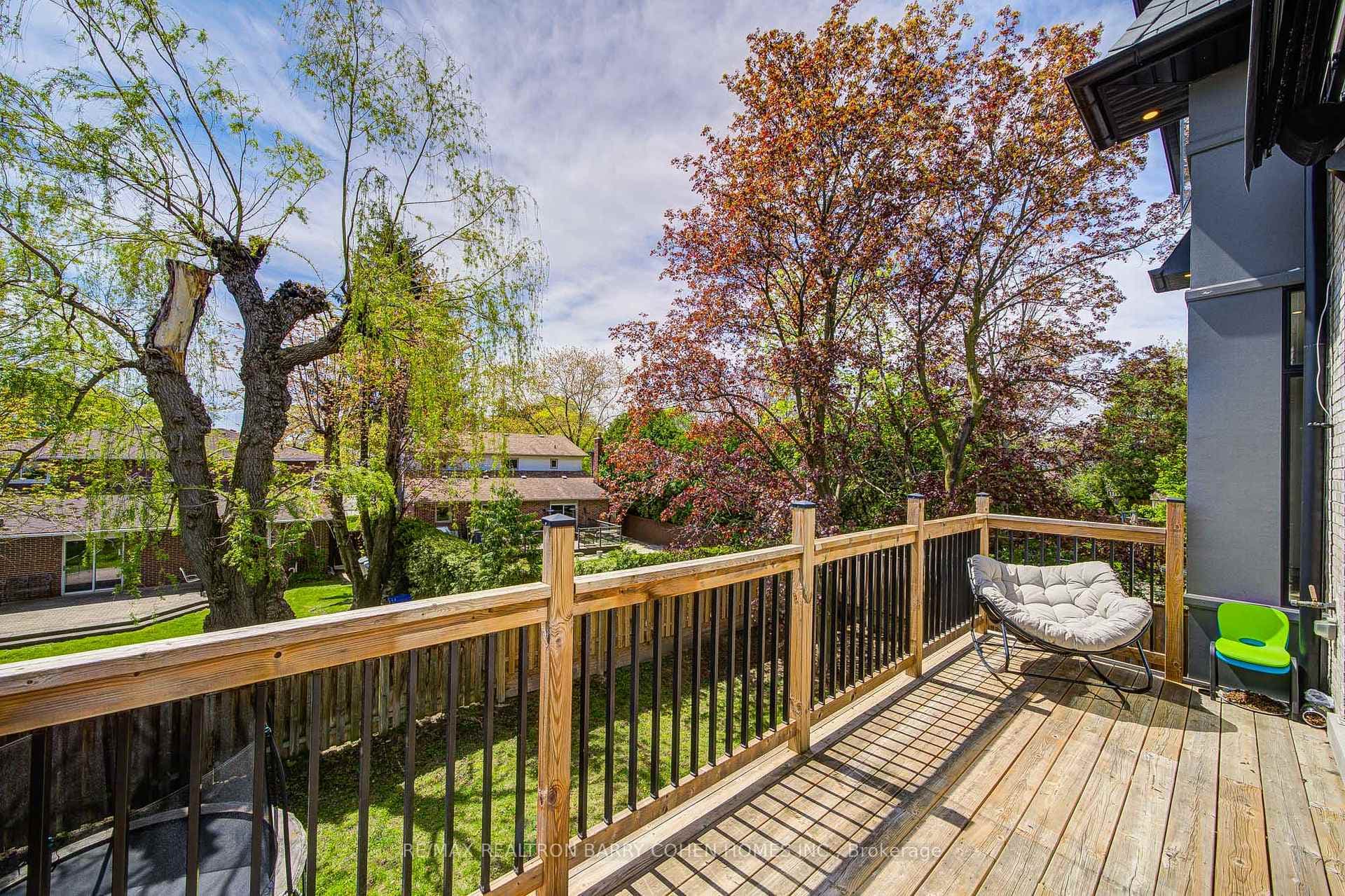 15 Ames Circle - Detached photo 15 of 50 in Don Mills / Parkwoods / Victoria Village, Ontario