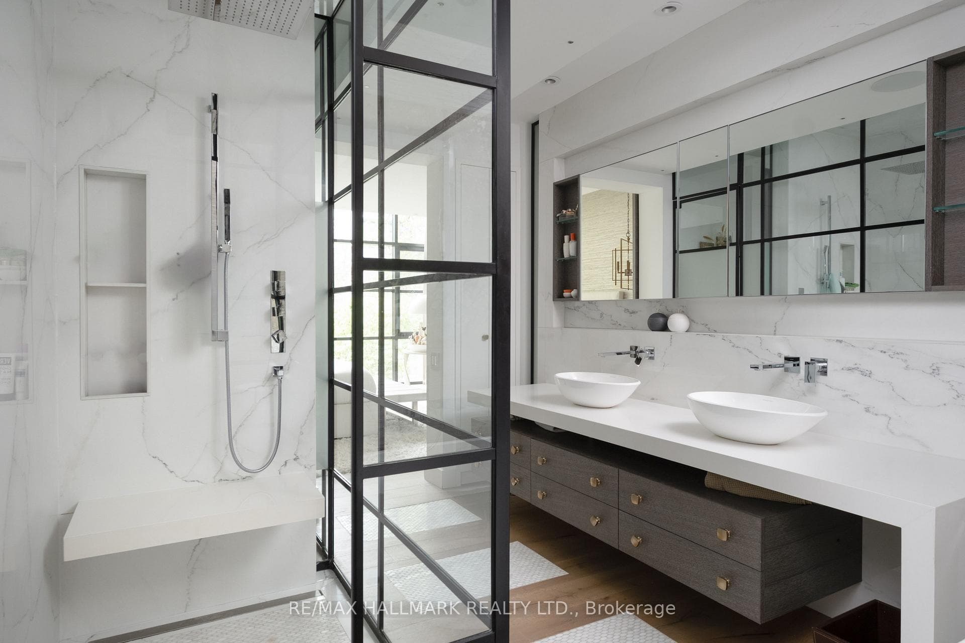 23 Lowther Avenue - Townhouse photo 18 of 33 in Annex / Yorkville / Summerhill, Ontario