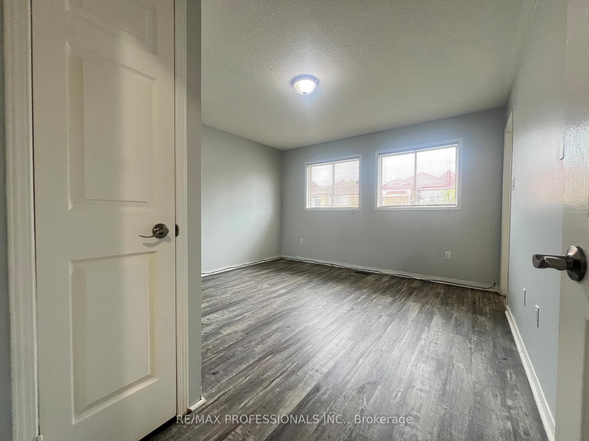 110 Springview Drive - Detached photo 14 of 40 in Brampton, Ontario