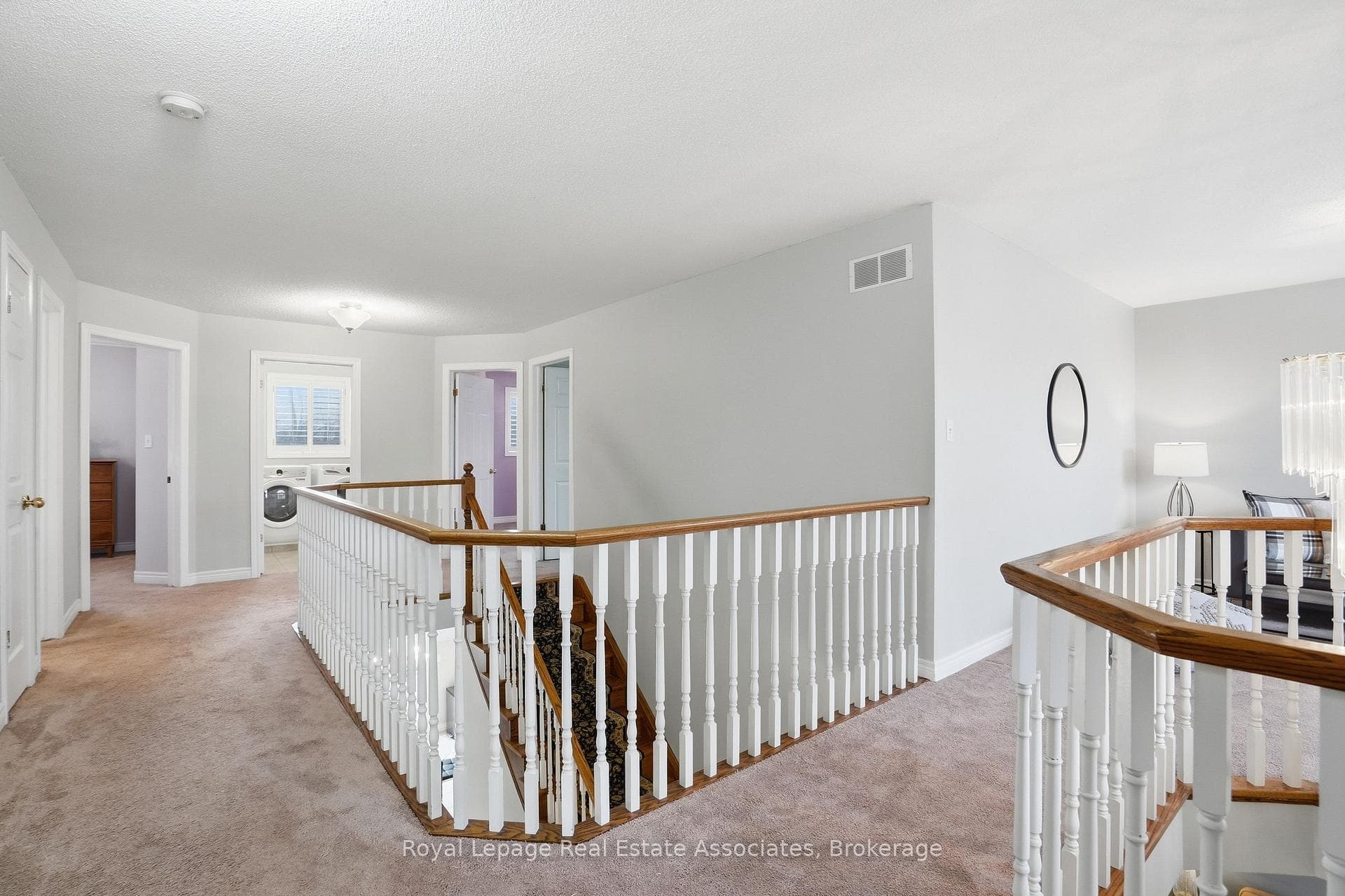486 Delaney Court - Detached photo 34 of 48 in Burlington, Ontario