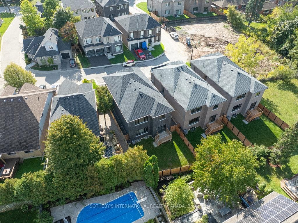 516 Markay Common - Detached photo 21 of 24 in Burlington, Ontario