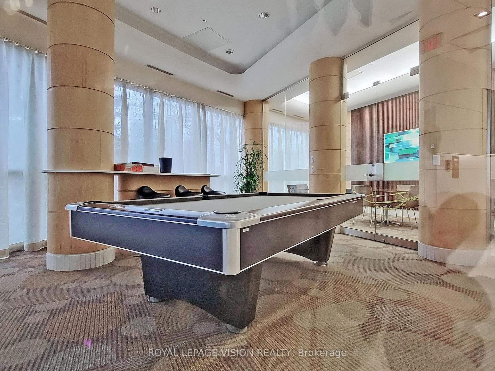 83 Borough Drive Unit 1415 - Condo photo 29 of 29 in Scarborough (West Hill / Highland Creek), Ontario