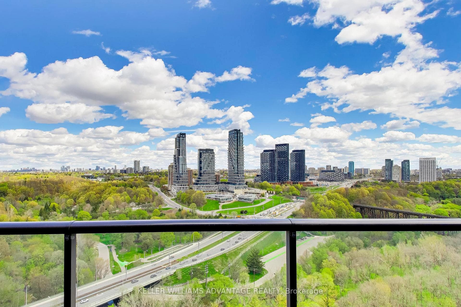 160 Vanderhoof Avenue Unit 1718 - Condo photo 16 of 42 in Flemingdon Park / Don Mills, Ontario