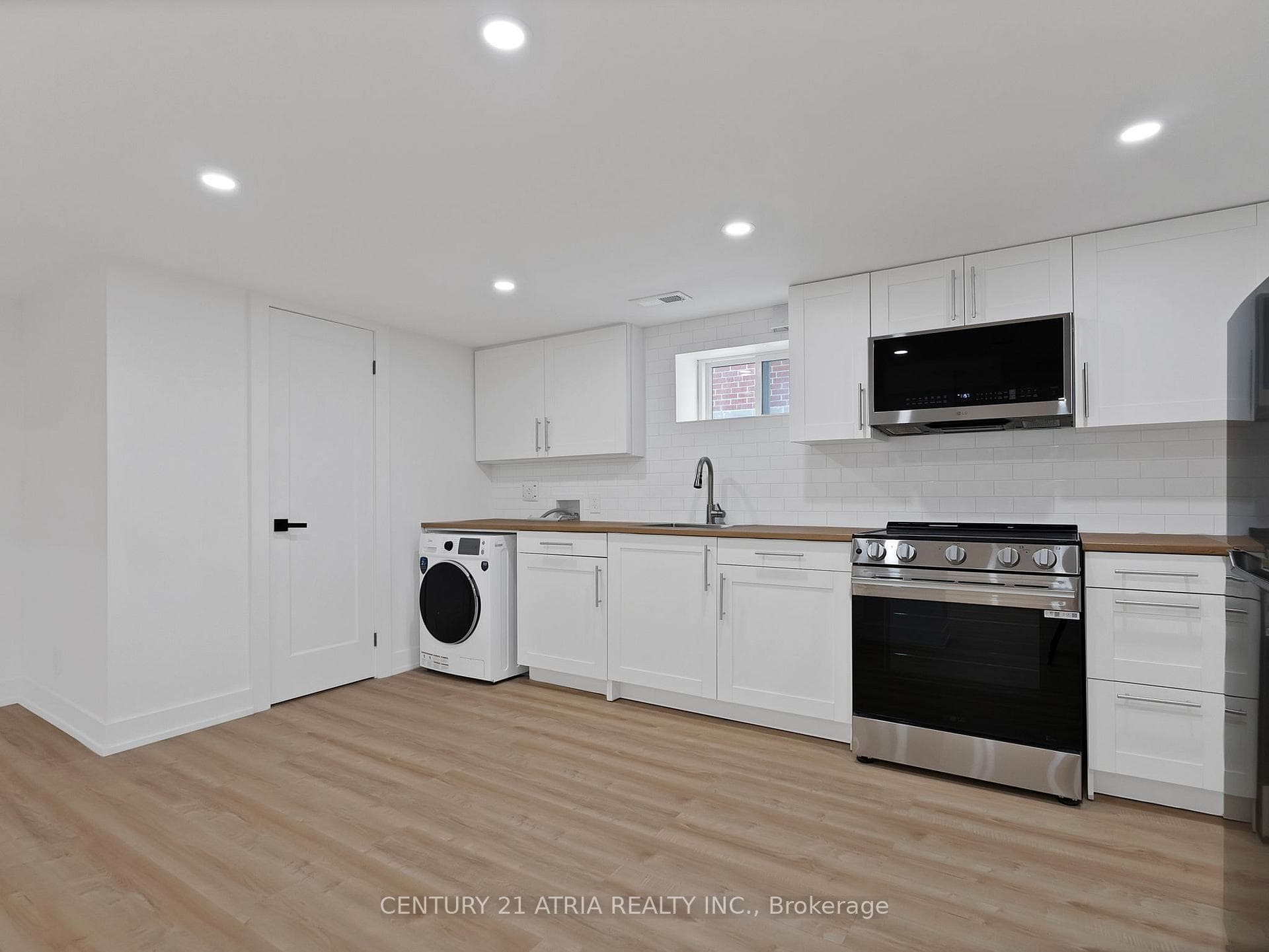 10 Dunrobin Drive - Detached photo 25 of 40 in Etobicoke (Islington / Rexdale), Ontario