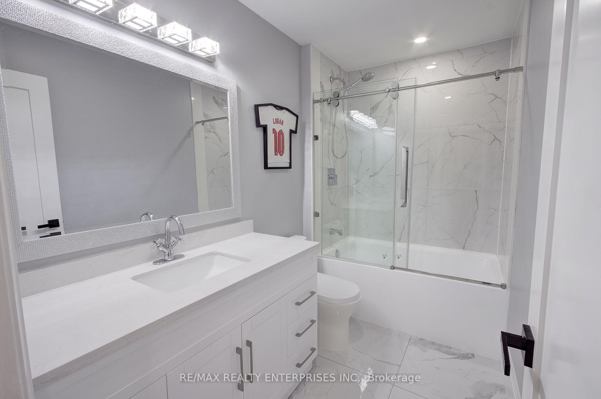 193 Teddington Place - Detached photo 23 of 50 in Burlington, Ontario