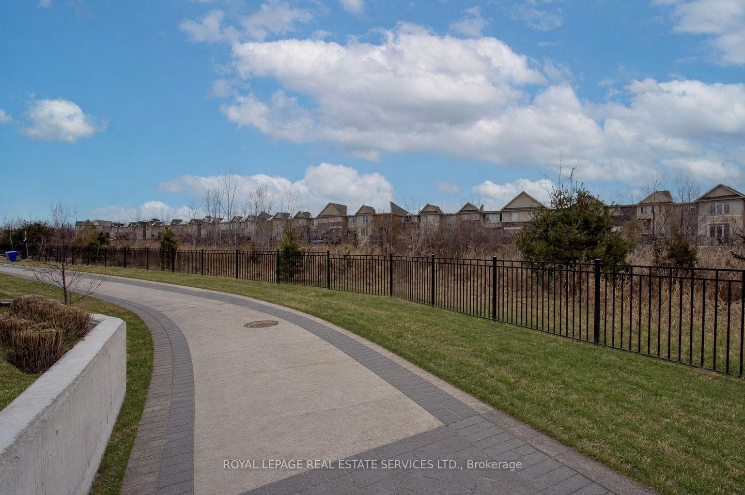 349 Wheat Boom Drive Unit 123 - Condo photo 20 of 20 in Oakville, Ontario