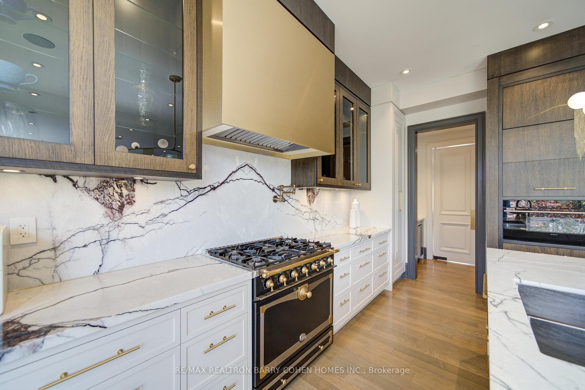 15 Ames Circle - Detached photo 21 of 50 in Don Mills / Parkwoods / Victoria Village, Ontario