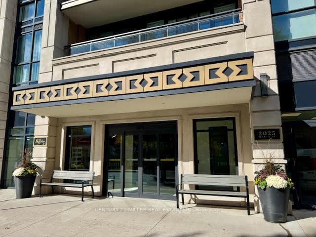 2025 Maria Street Unit 807 - home for sale in Burlington, Ontario