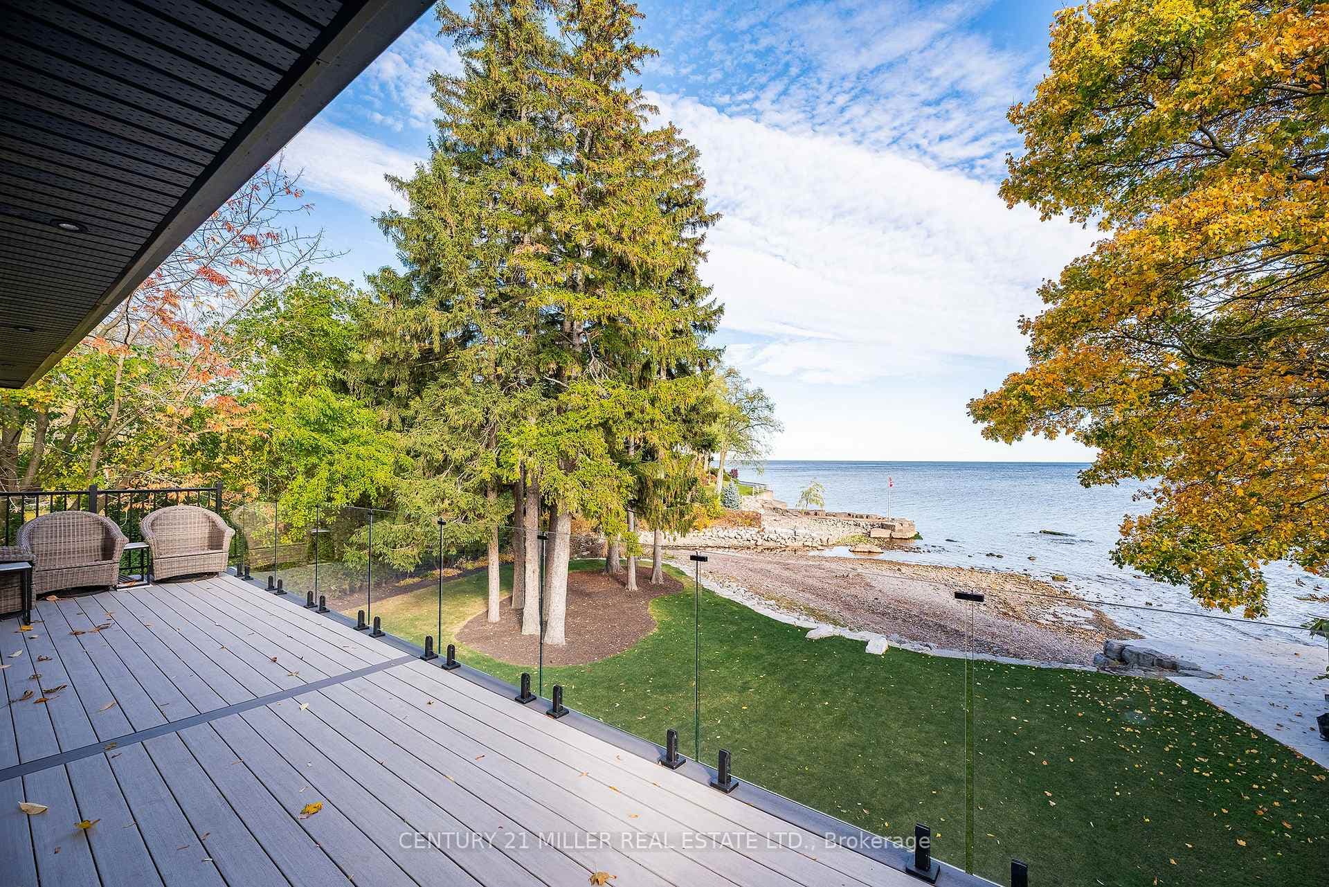 121 Edgecliffe Place - Detached photo 19 of 46 in Burlington, Ontario