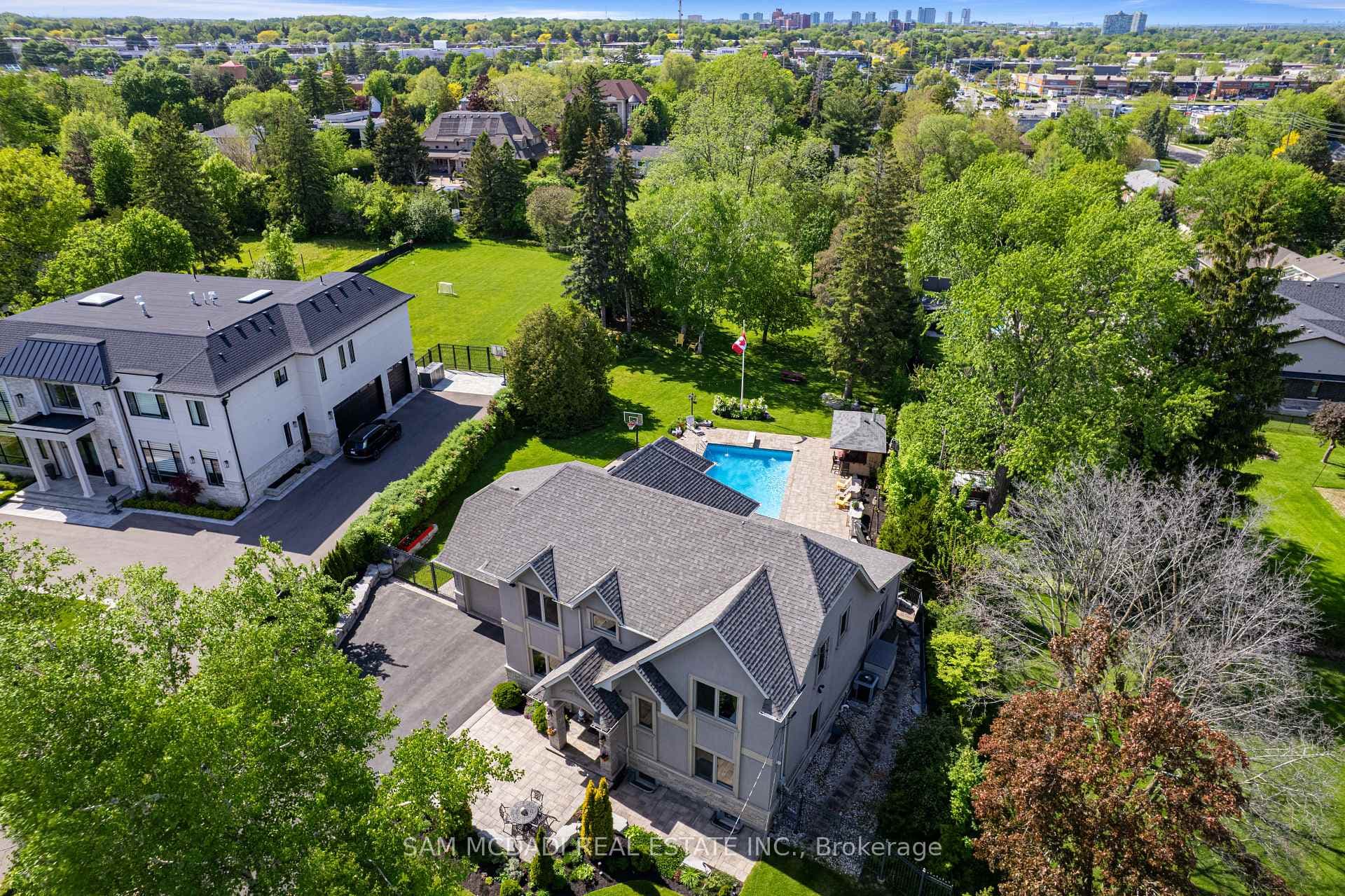 2411 Thorn Lodge Drive - Detached photo 47 of 50 in Mississauga, Ontario