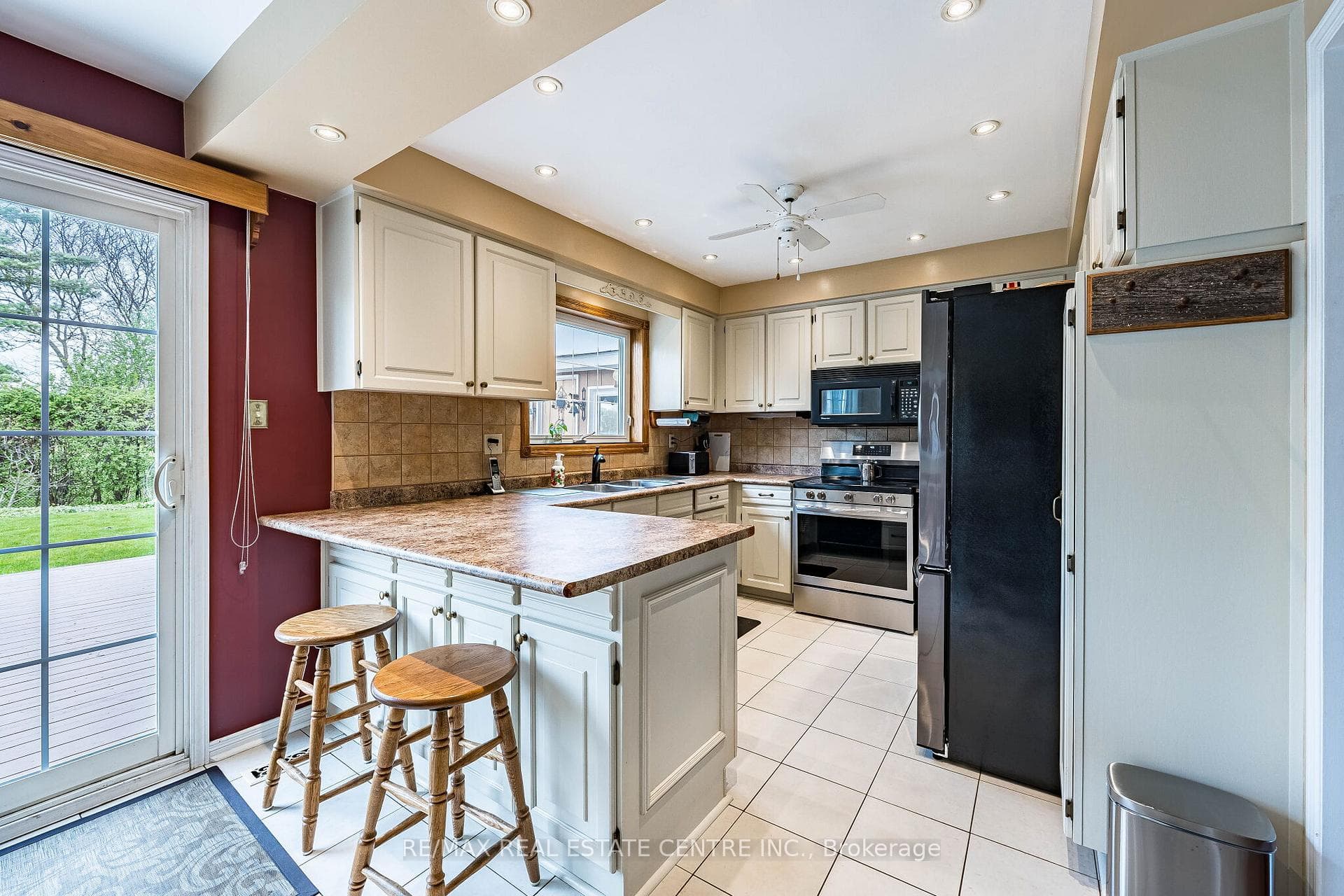 19 Mossbank Drive - Detached photo 15 of 47 in Brampton, Ontario
