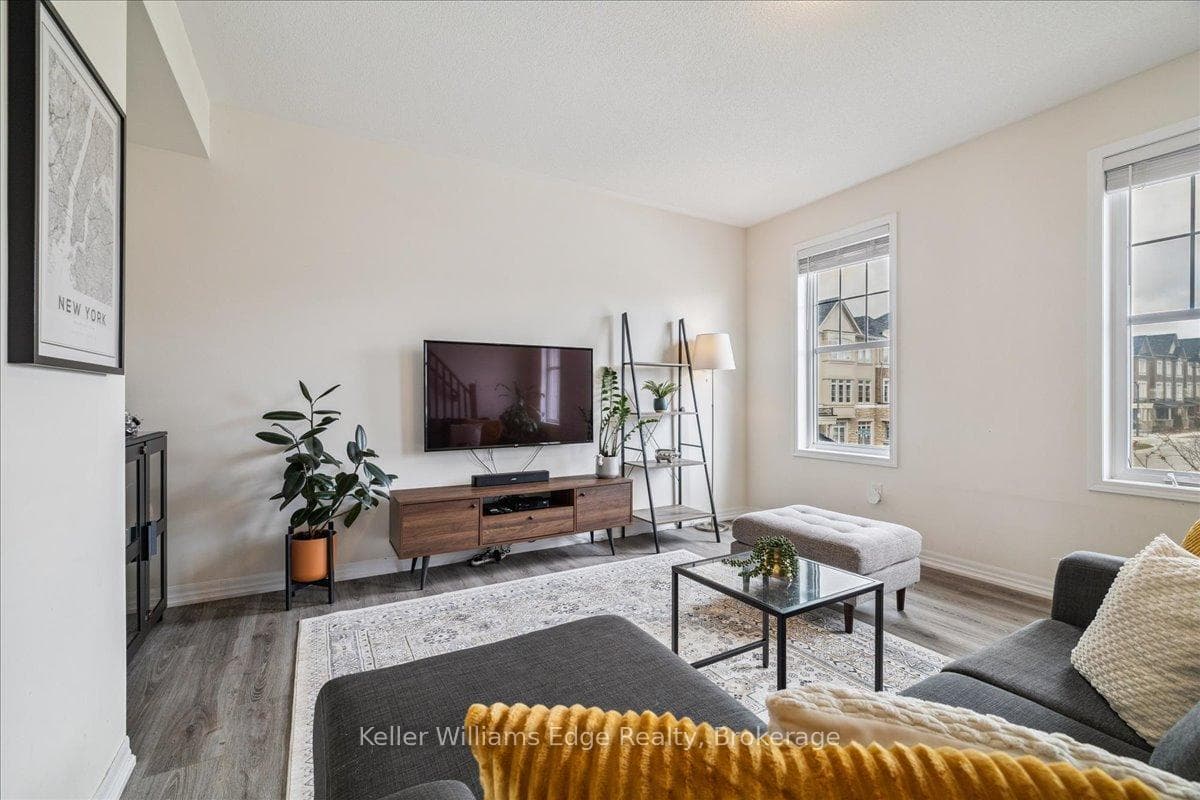 244 Harold Dent Trail - Townhouse photo 13 of 40 in Oakville, Ontario