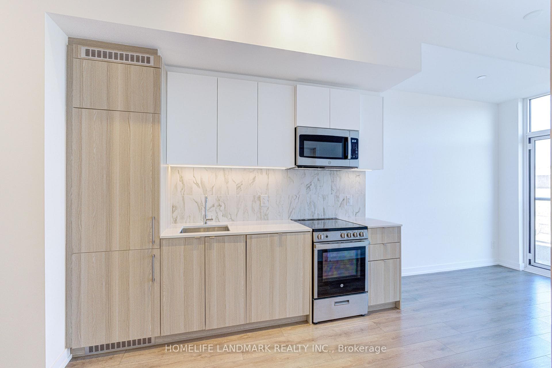 500 Dupont Street Unit 310 - Condo photo 11 of 29 in Annex / Yorkville / Summerhill, Ontario