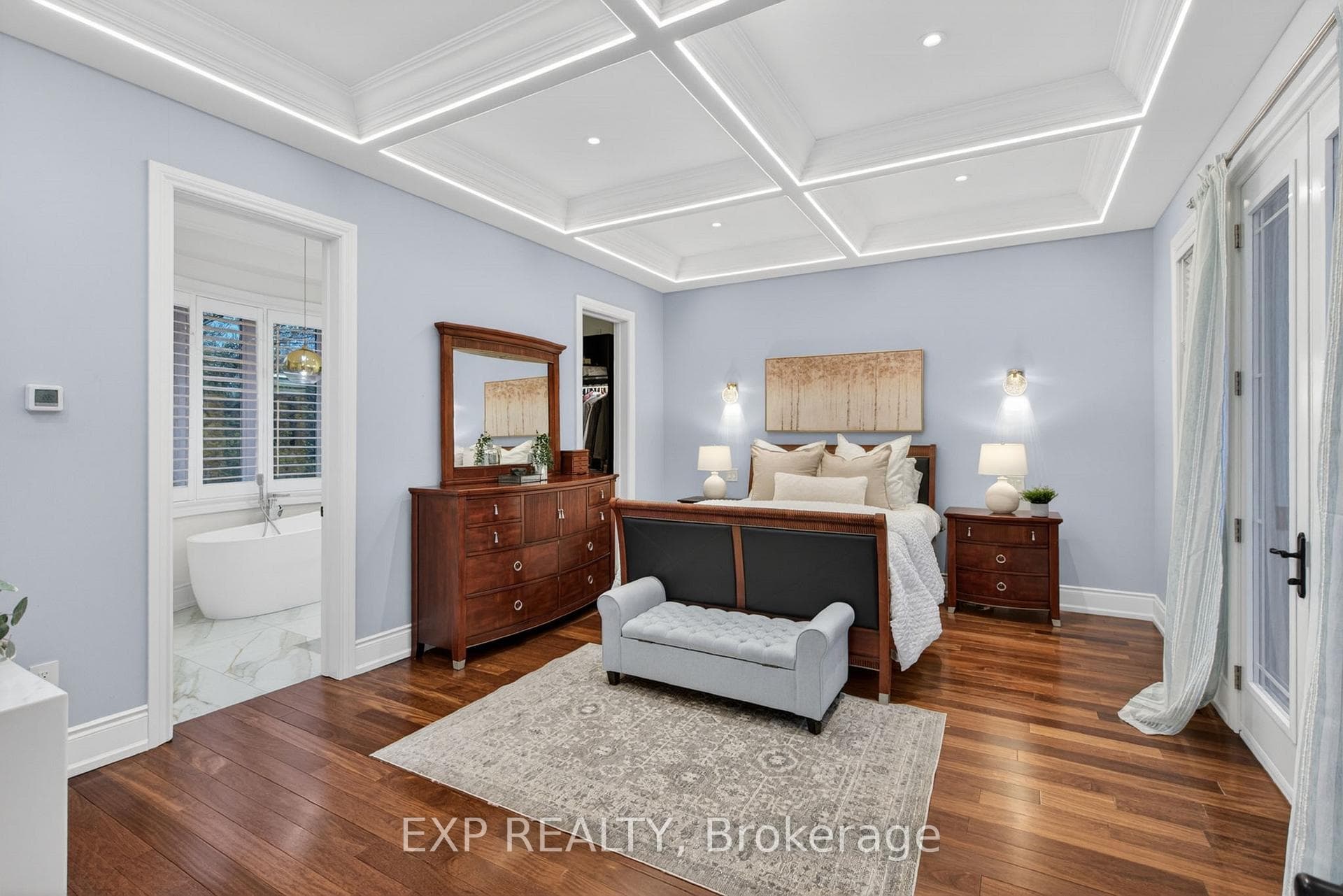 2439 Bridge Road - Detached photo 8 of 50 in Oakville, Ontario