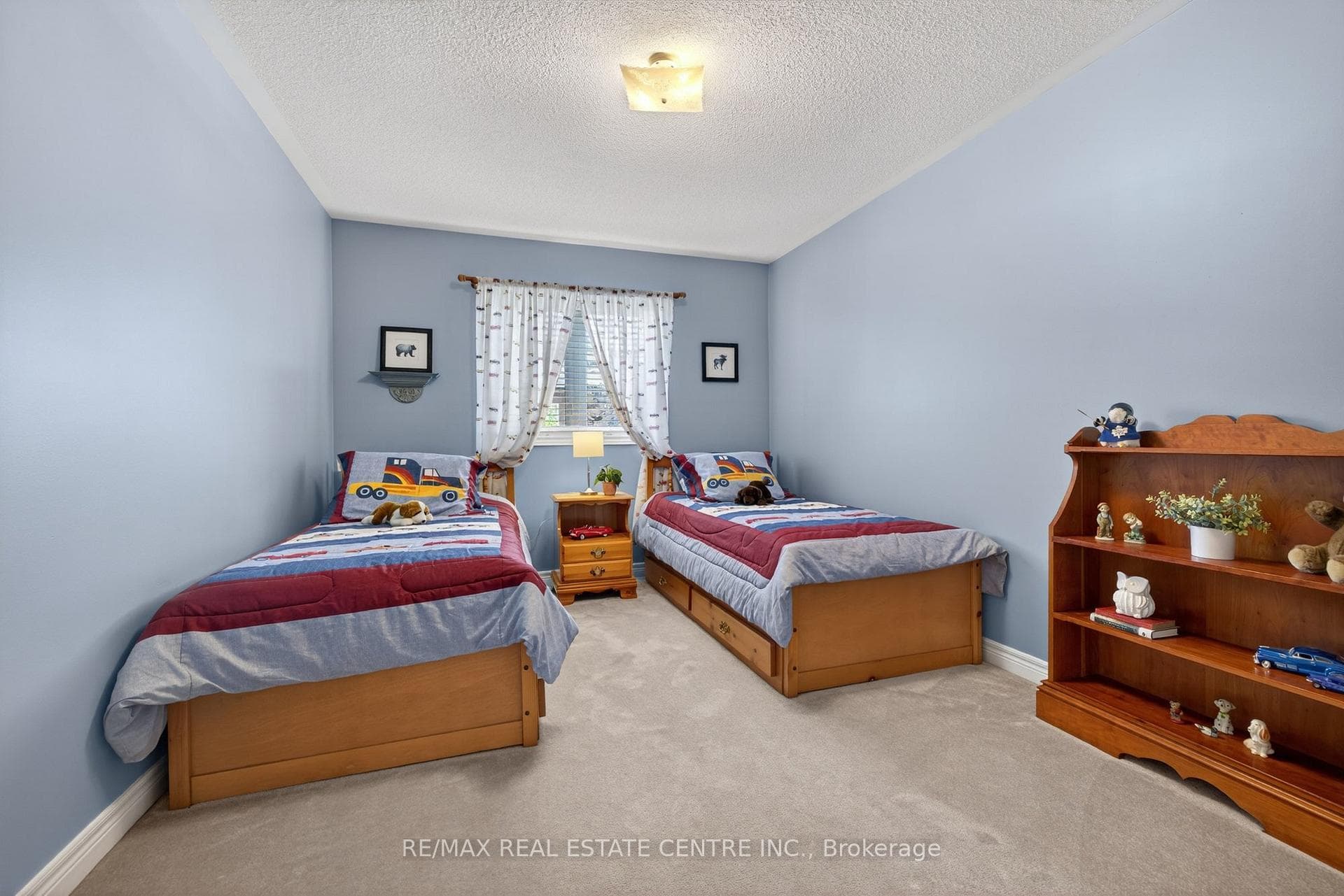 1022 Laidlaw Drive - Detached photo 36 of 50 in Milton, Ontario