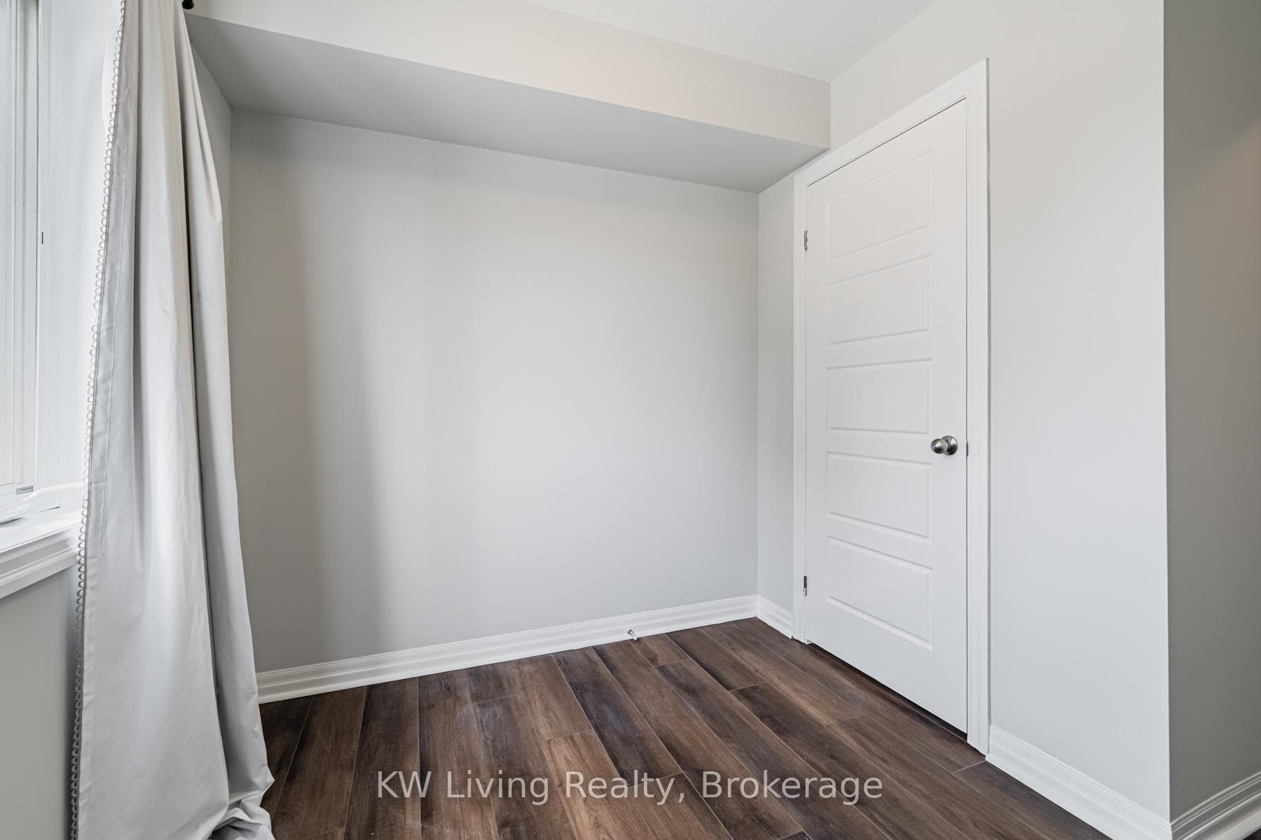 70 Plains Road Unit 18 - Condo photo 32 of 50 in Burlington, Ontario