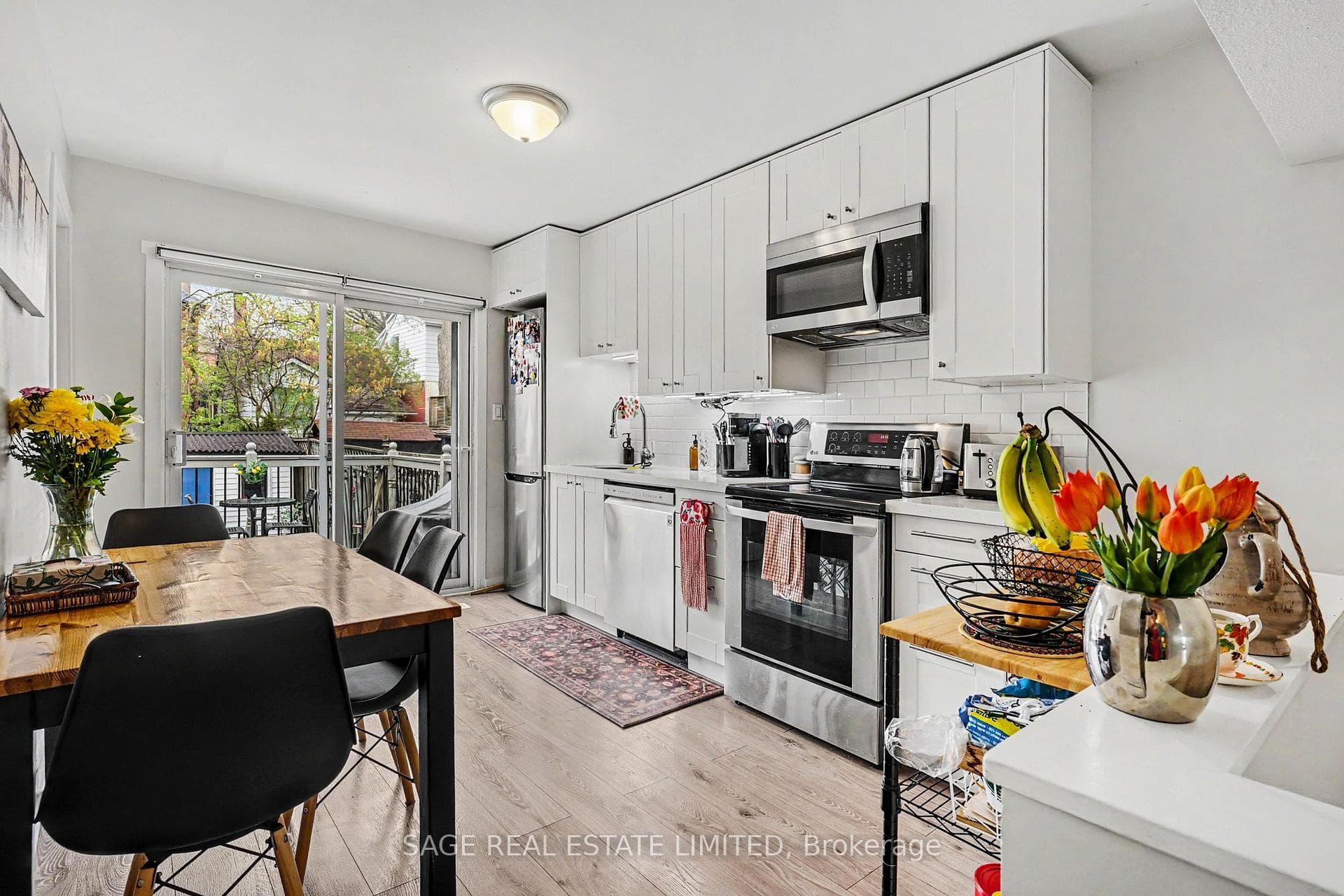 154 Warden Avenue - Detached photo 9 of 25 in Birch Cliff / Cliffside, Ontario