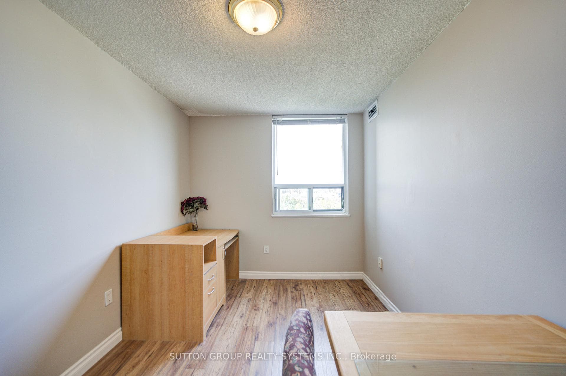 10 Muirhead Road Unit 806 - Condo photo 18 of 45 in Hillcrest Village / Bayview Village, Ontario