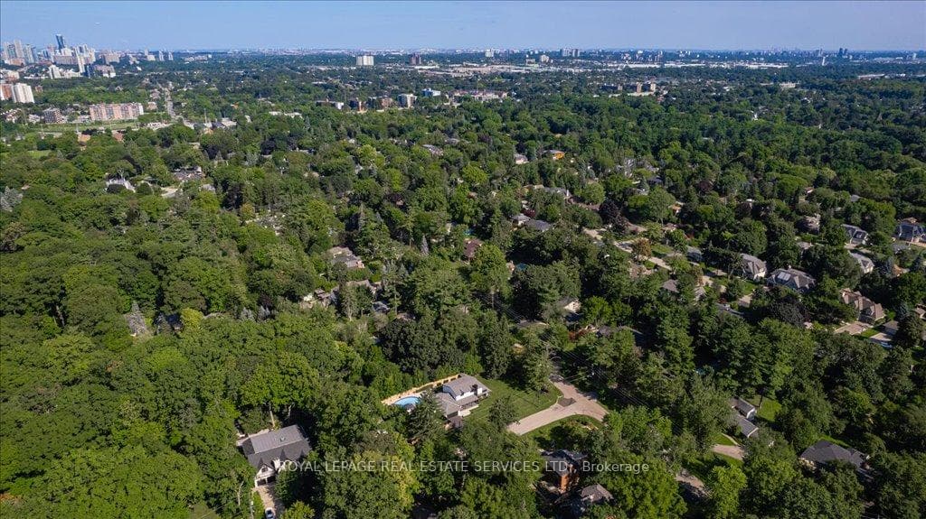 169 Oakes Drive - Detached photo 48 of 48 in Mississauga, Ontario