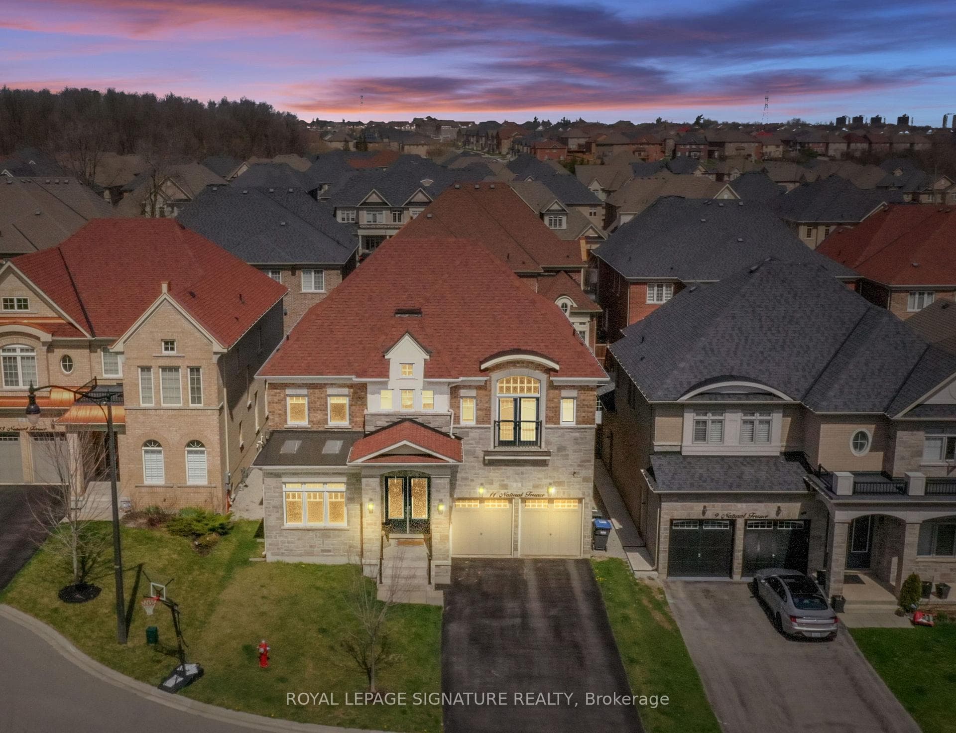 11 Natural Terrace - Detached photo 2 of 38 in Brampton, Ontario