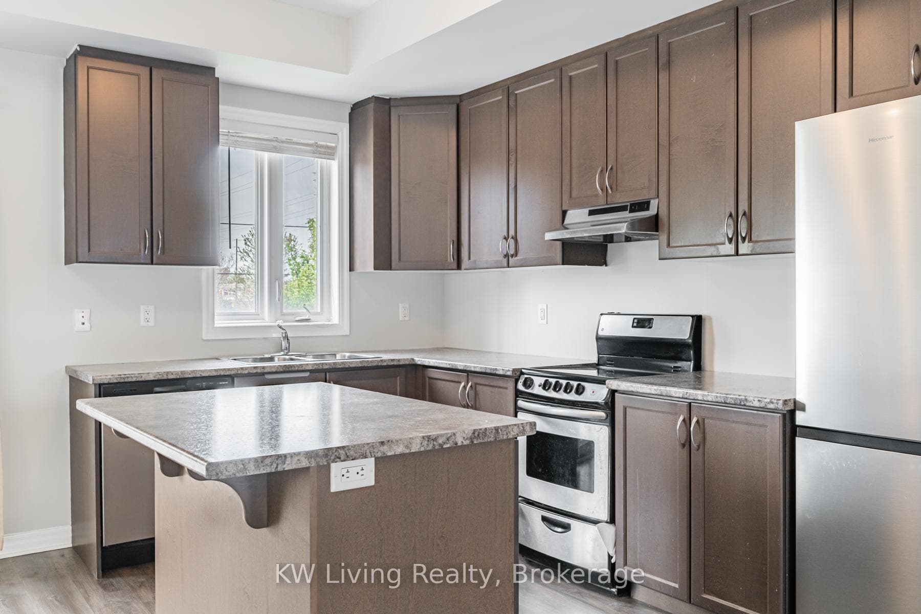 70 Plains Road Unit 18 - Condo photo 13 of 50 in Burlington, Ontario