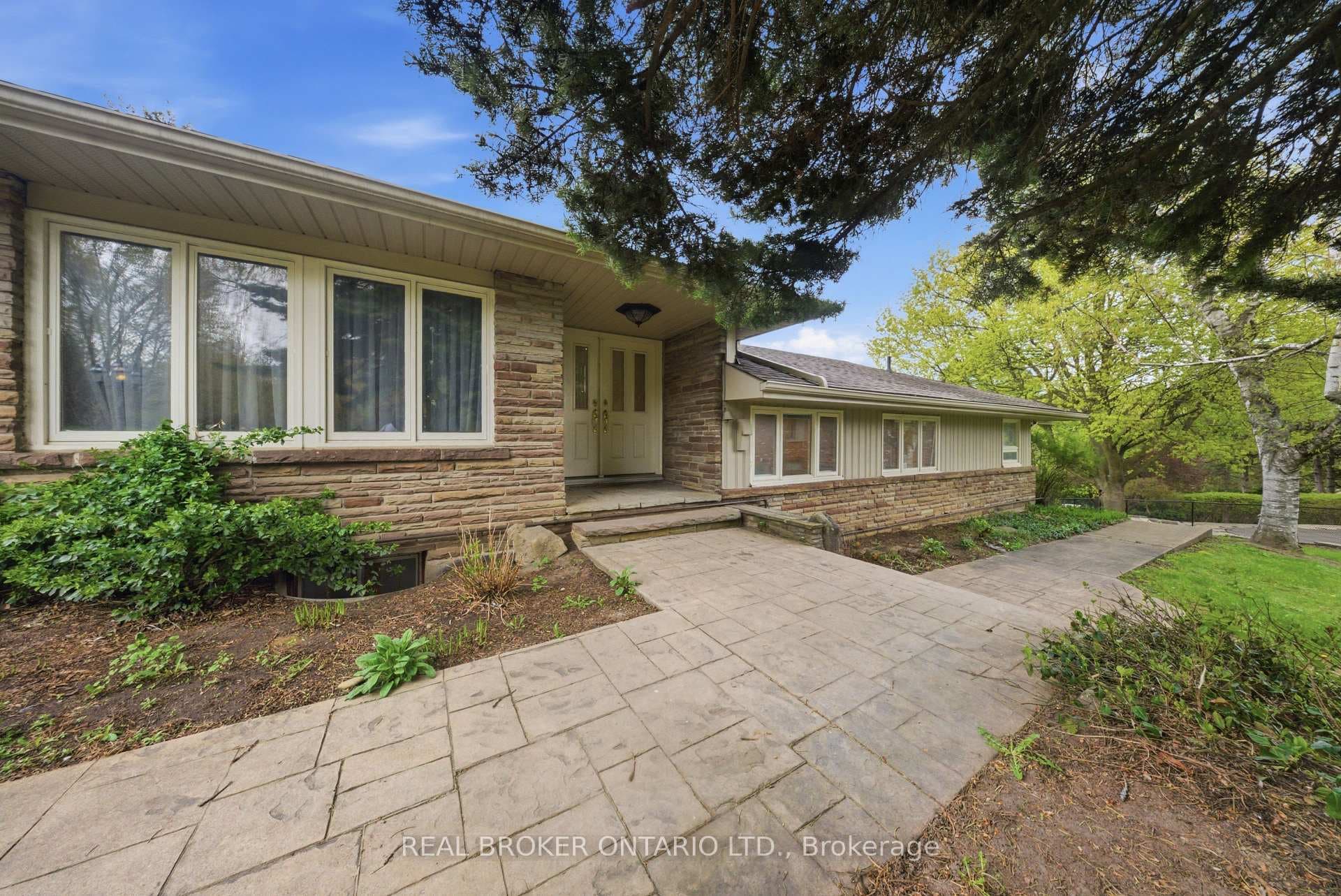 529 Conservation Drive - Detached photo 1 of 45 in Brampton, Ontario