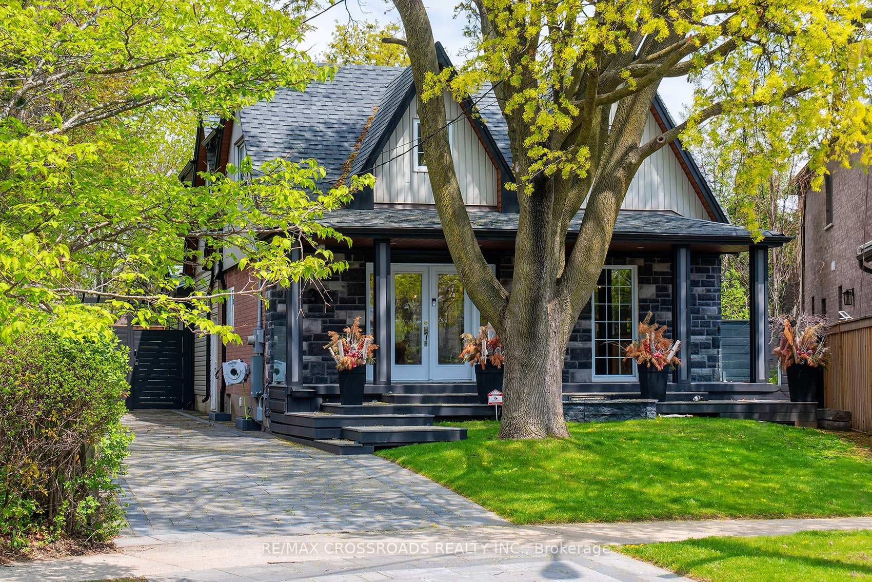 33 Norfolk Avenue - Detached photo 49 of 50 in Liberty Village / Parkdale / South Parkdale, Ontario