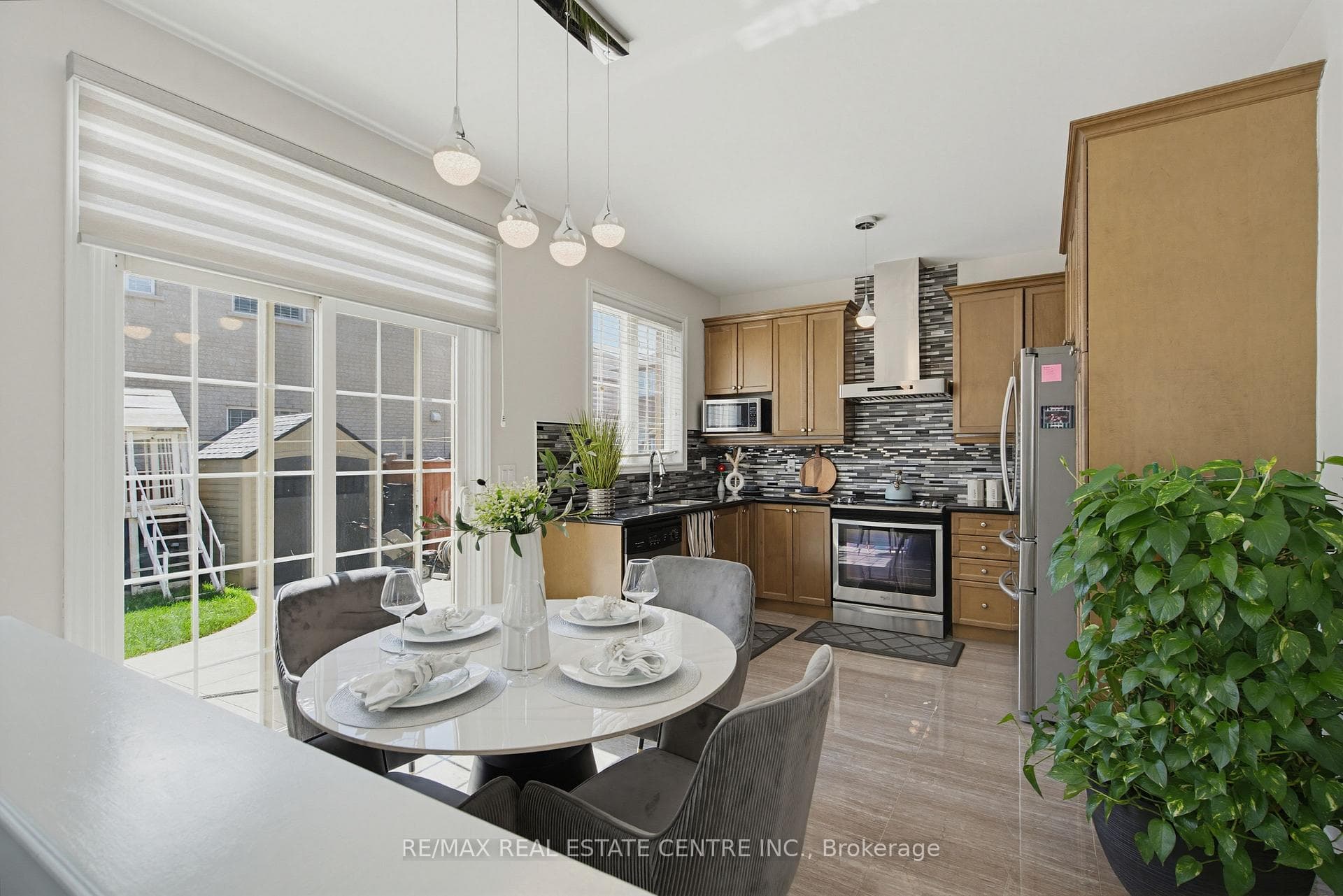 7 Resserville Street - Detached photo 8 of 43 in Brampton, Ontario