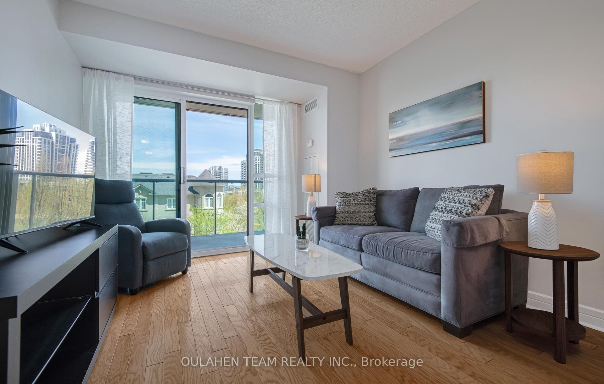 16 Harrison Garden Boulevard Unit 309 - Condo photo 7 of 35 in Willowdale / Newtonbrook, Ontario