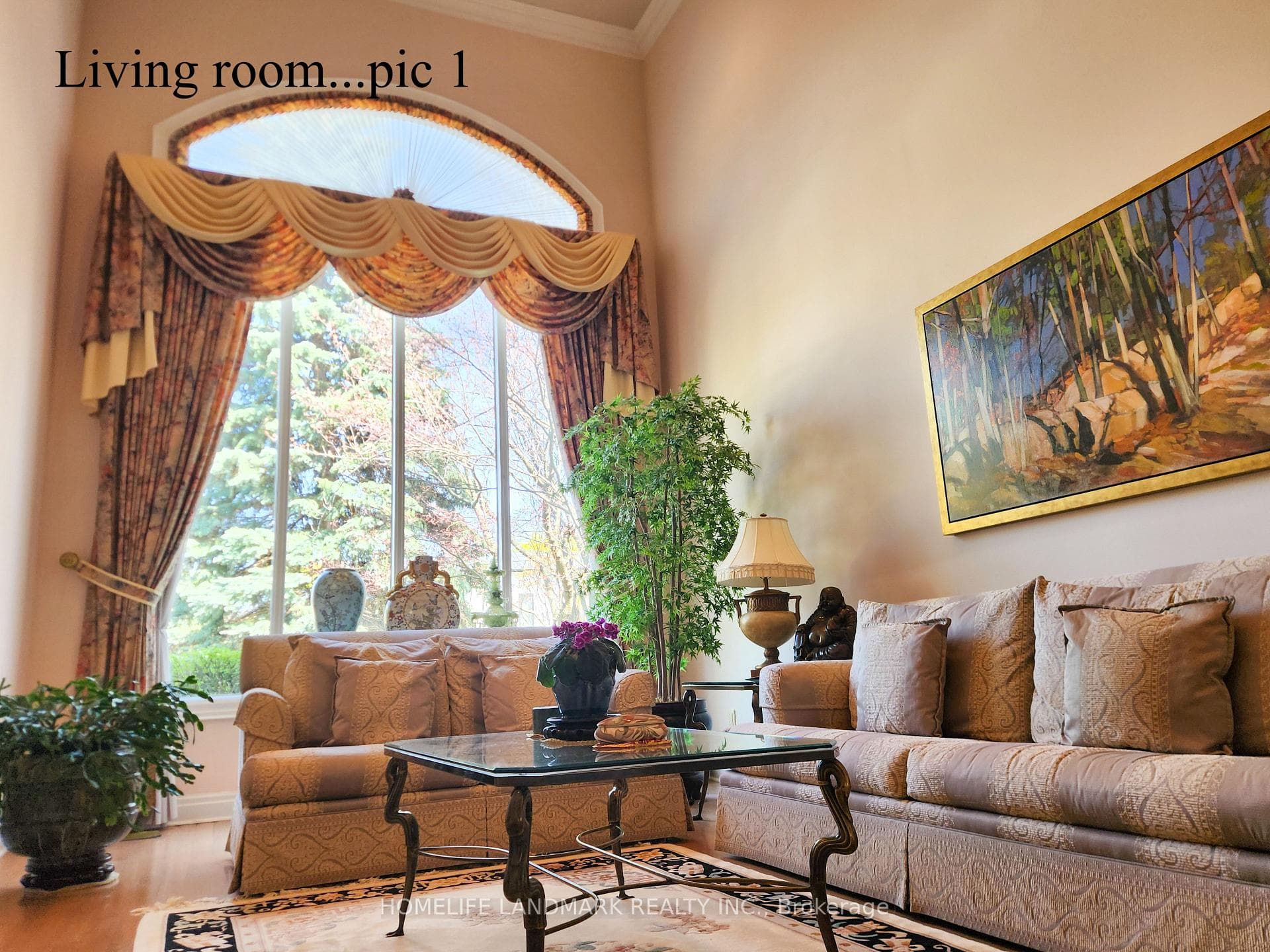 16 Lawnview Drive - Detached photo 12 of 50 in Willowdale / Newtonbrook, Ontario