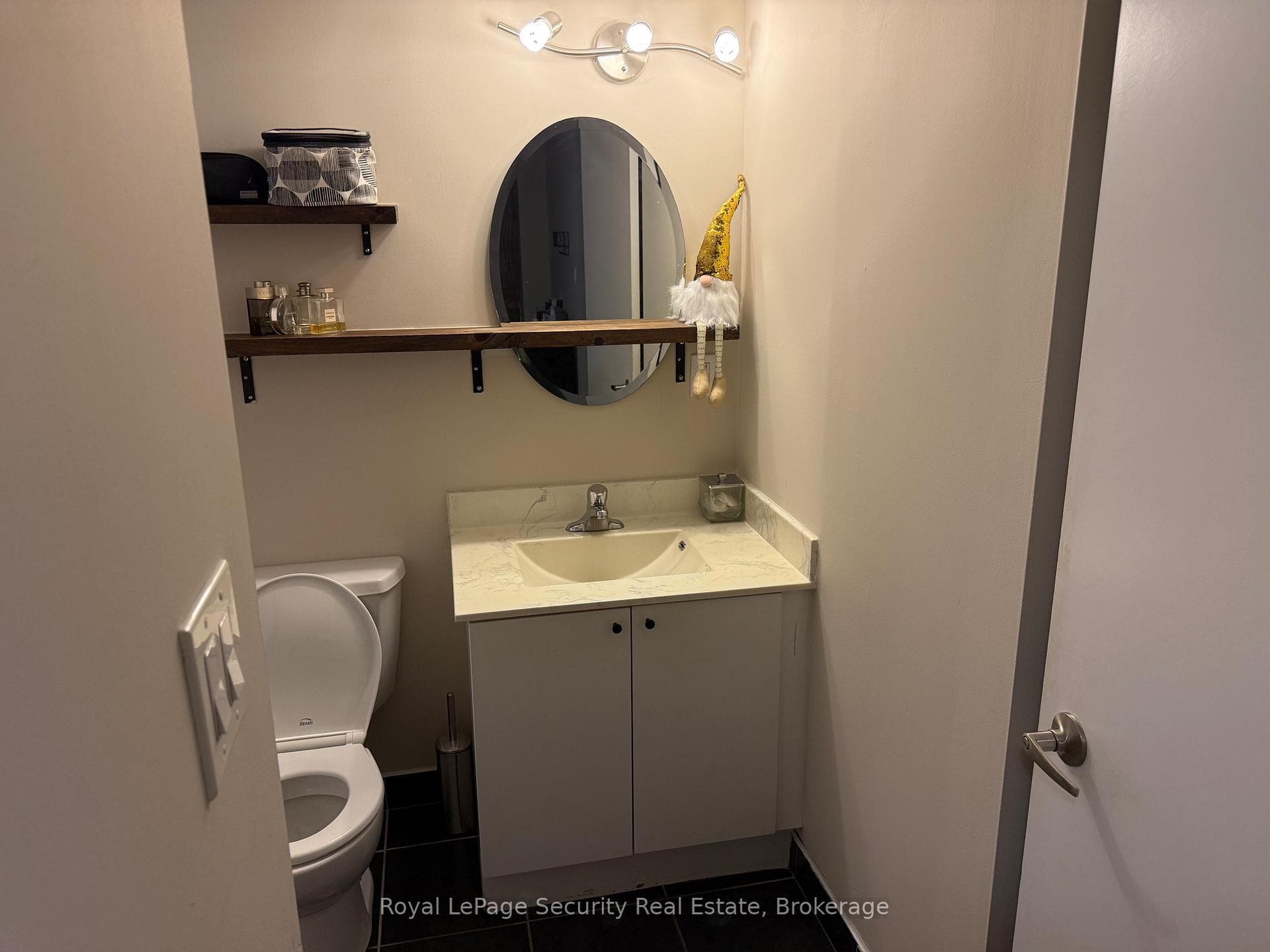 801 Sheppard Avenue Unit 310 - Condo photo 13 of 14 in North York (Bathurst Manor / Clanton Park), Ontario