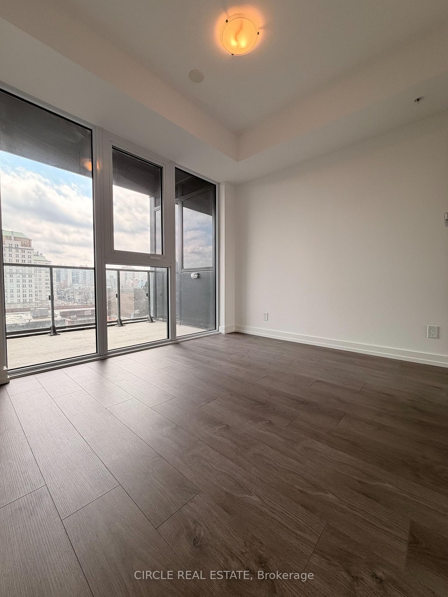 75 James Street Unit #718 - Condo photo 13 of 33 in Hamilton, Ontario