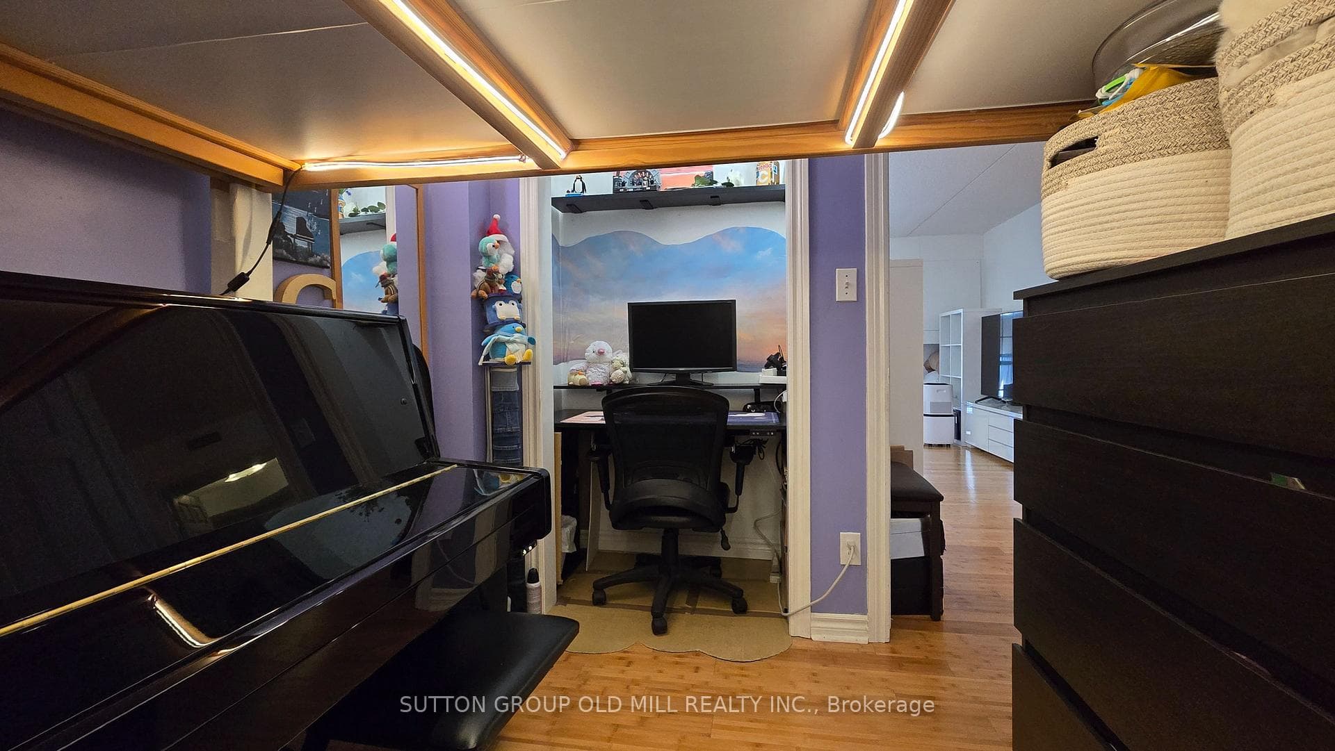 1470 Bishops Gate Unit 208 - Condo photo 19 of 32 in Oakville, Ontario