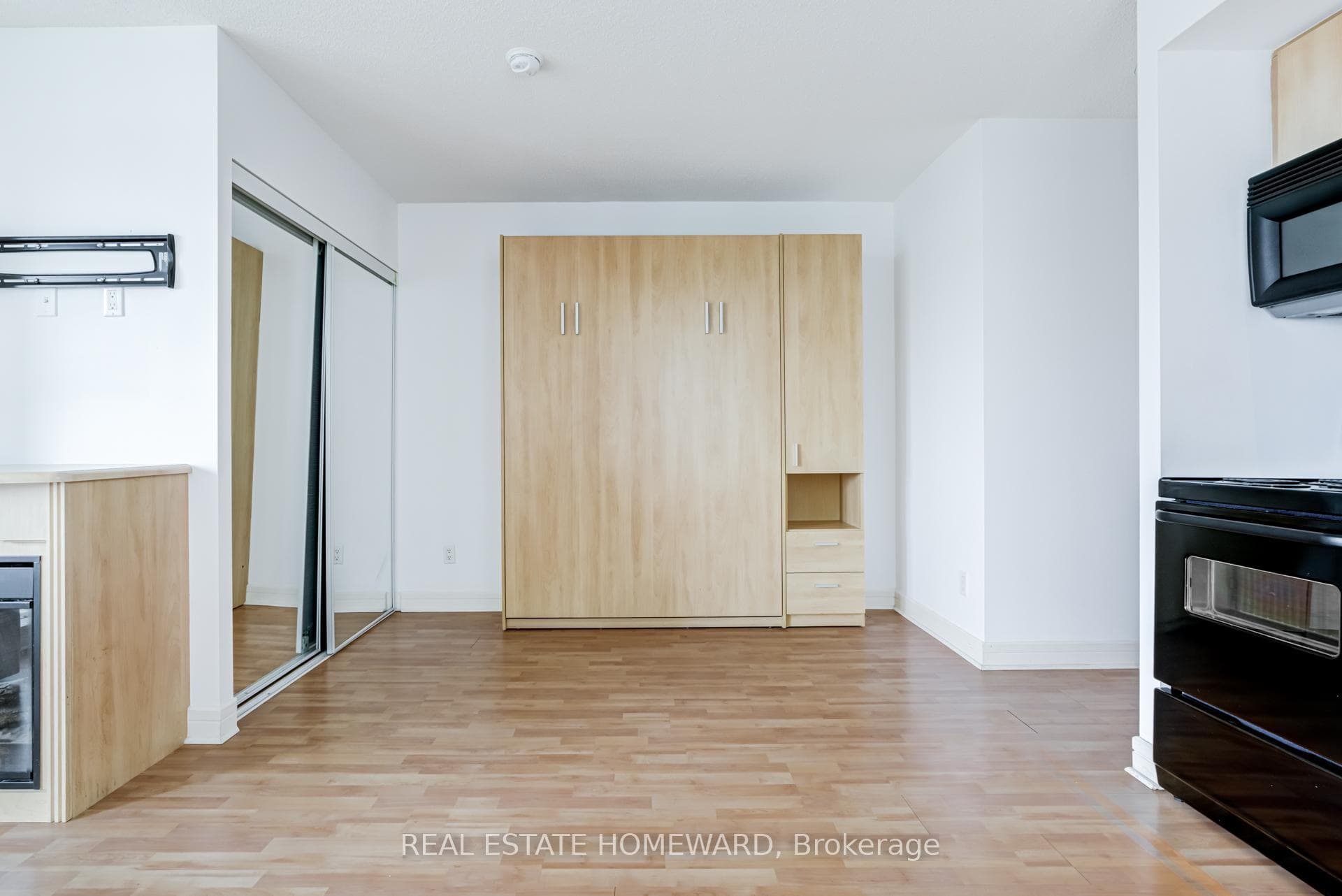 19 Avondale Avenue Unit Up01 - Condo photo 19 of 27 in Willowdale / Newtonbrook, Ontario