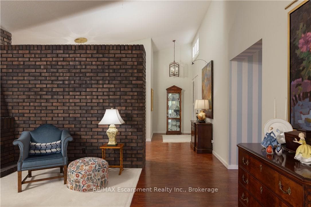 1168 Carey Road - Detached photo 9 of 35 in Oakville, Ontario