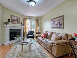 382 Bud Gregory Boulevard - Detached photo 9 of 19 in Mississauga, Ontario