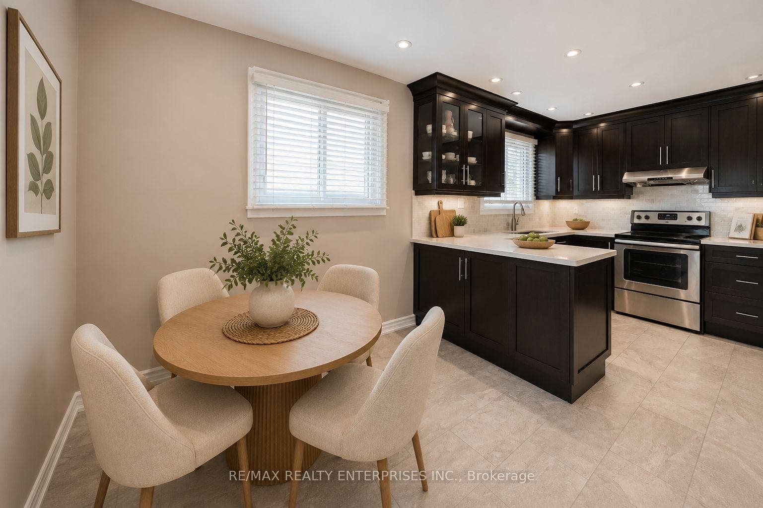 3669 Molly Avenue - Semi-Detached photo 10 of 42 in Mississauga, Ontario