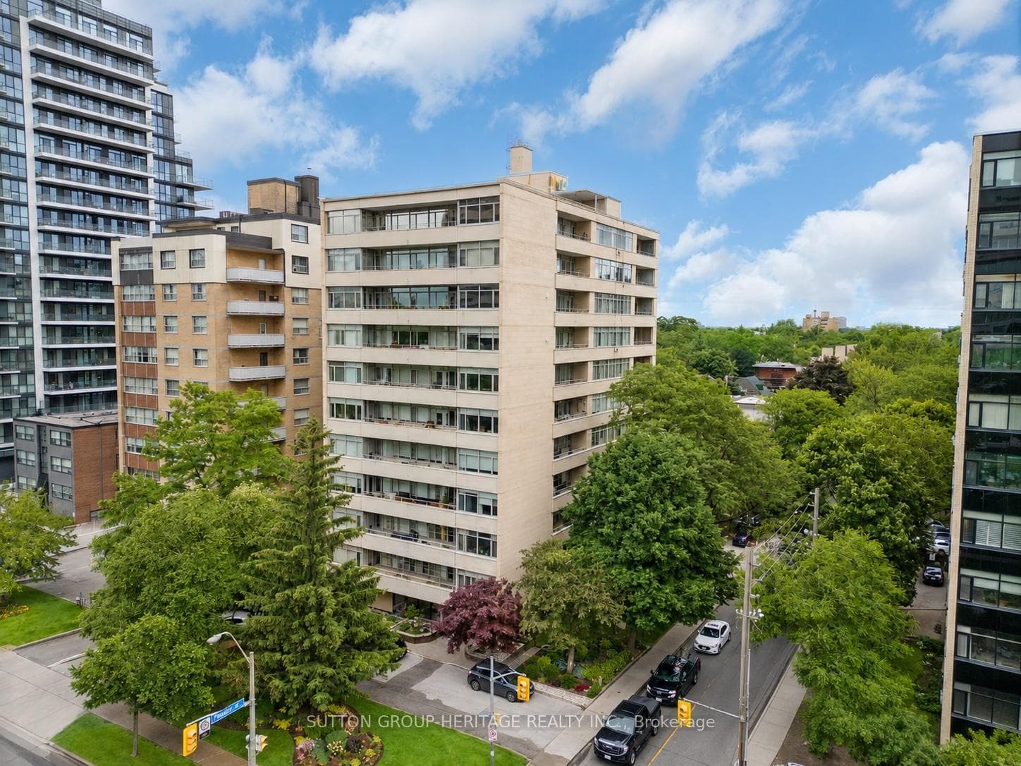 581 Avenue Road Unit 704 - home for sale in Annex / Yorkville / Summerhill, Ontario
