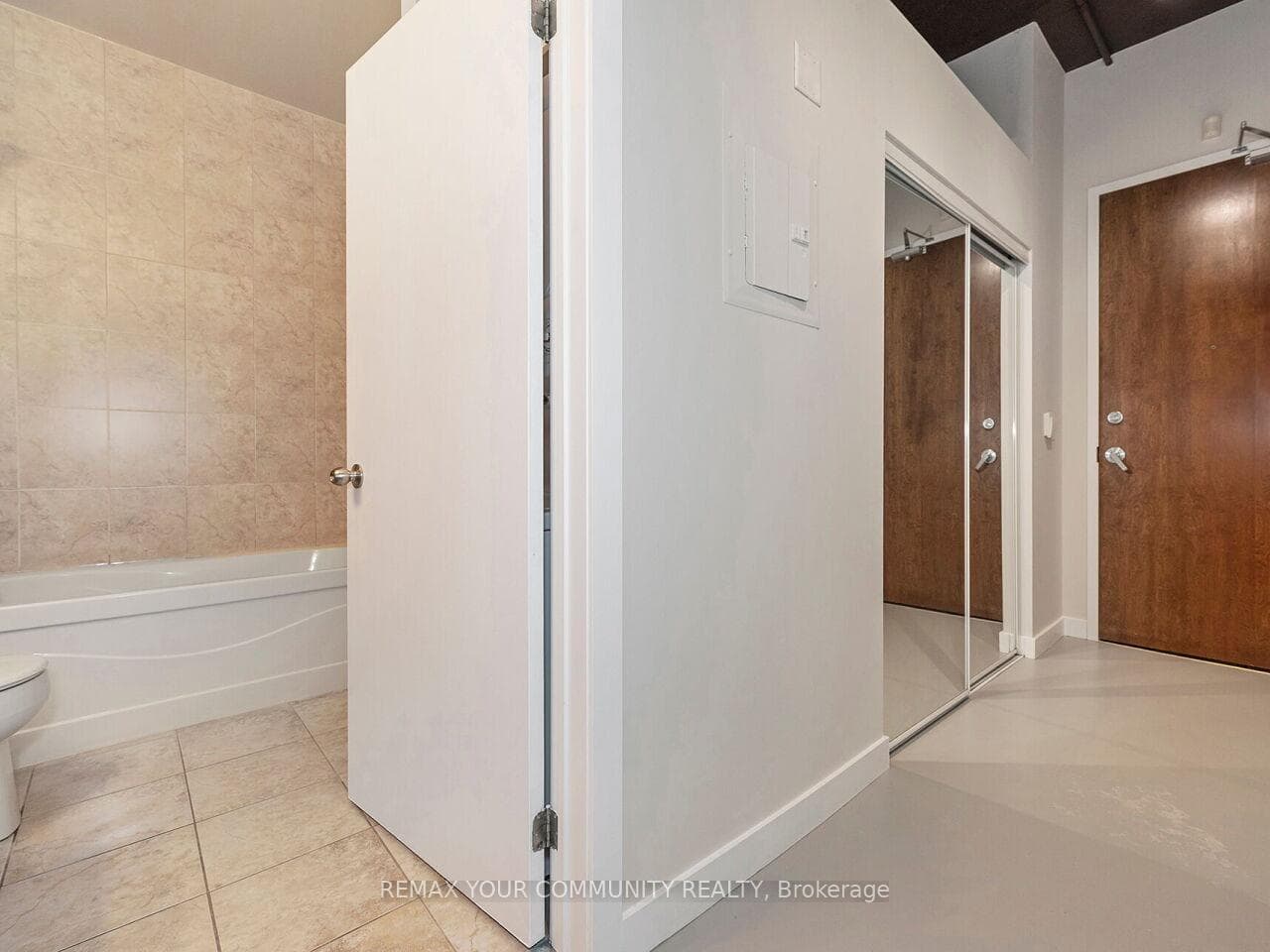 2 Fieldway Road Unit 601 - Condo photo 29 of 34 in Etobicoke (Islington / Rexdale), Ontario