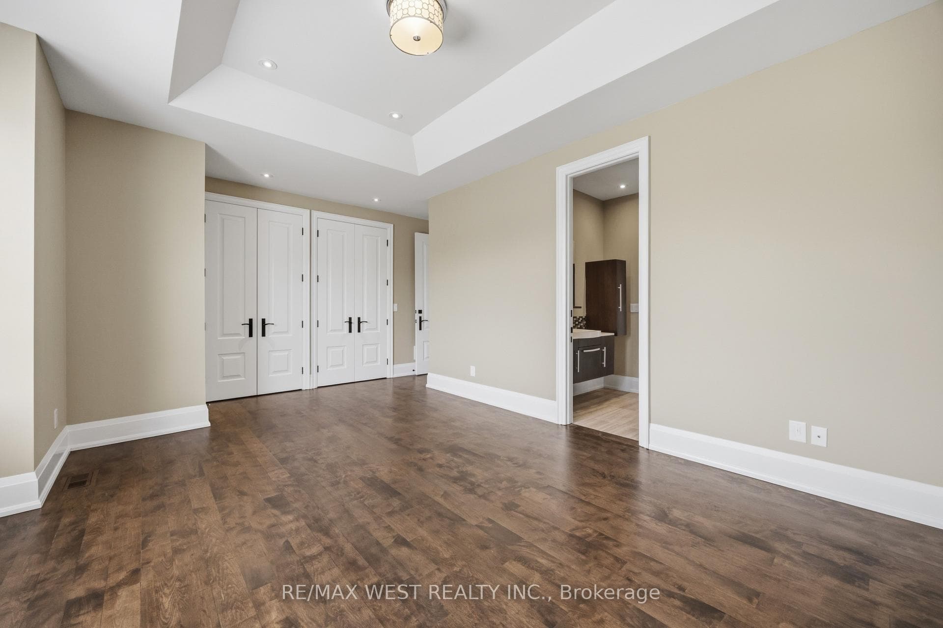 35 Conifer Drive - Detached photo 27 of 46 in Etobicoke (Islington / Rexdale), Ontario