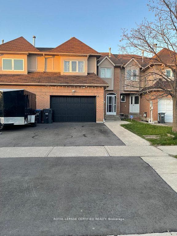 42 Wooliston Crescent - home for sale in Brampton, Ontario