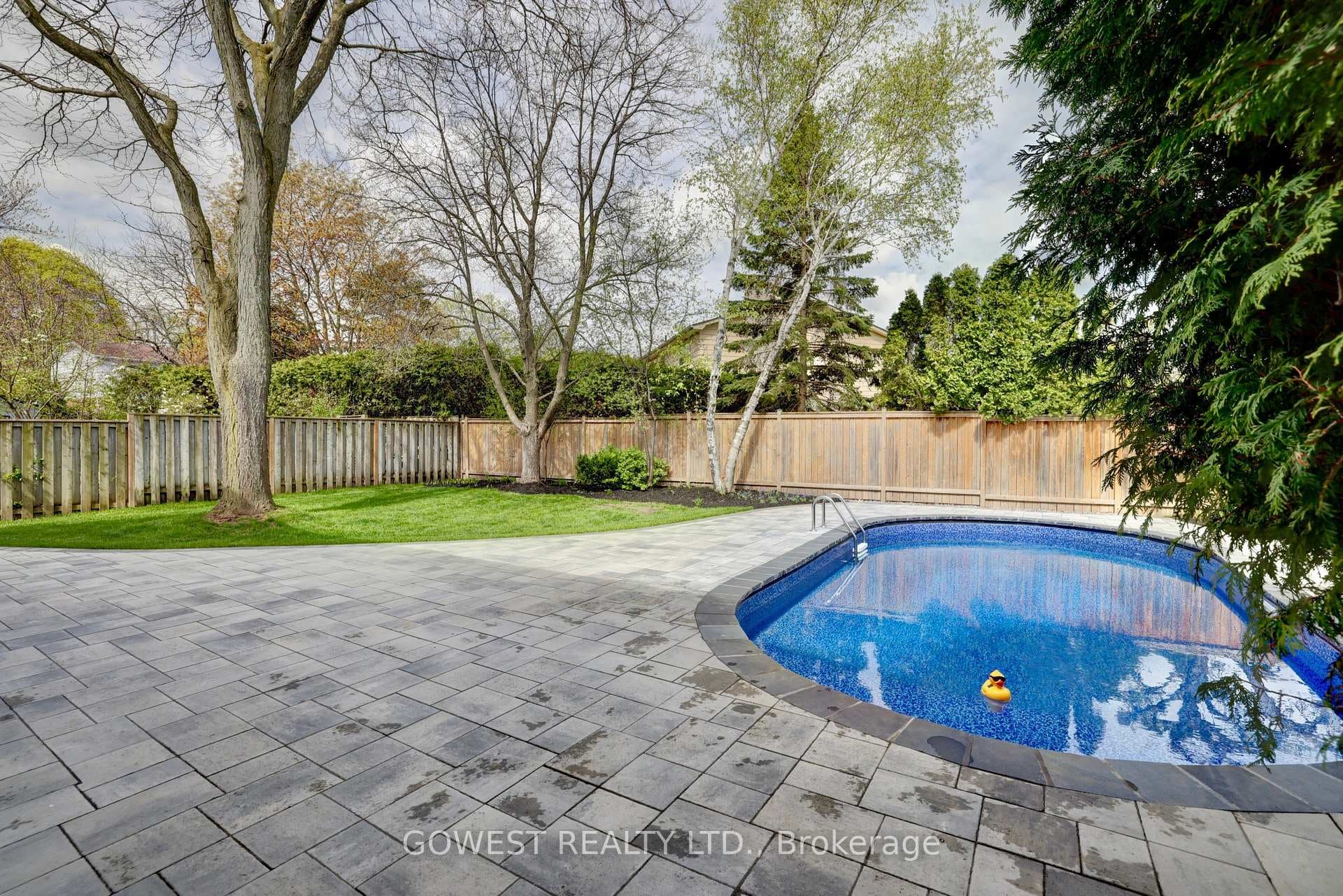 981 Valdese Drive - Detached photo 49 of 50 in Mississauga, Ontario