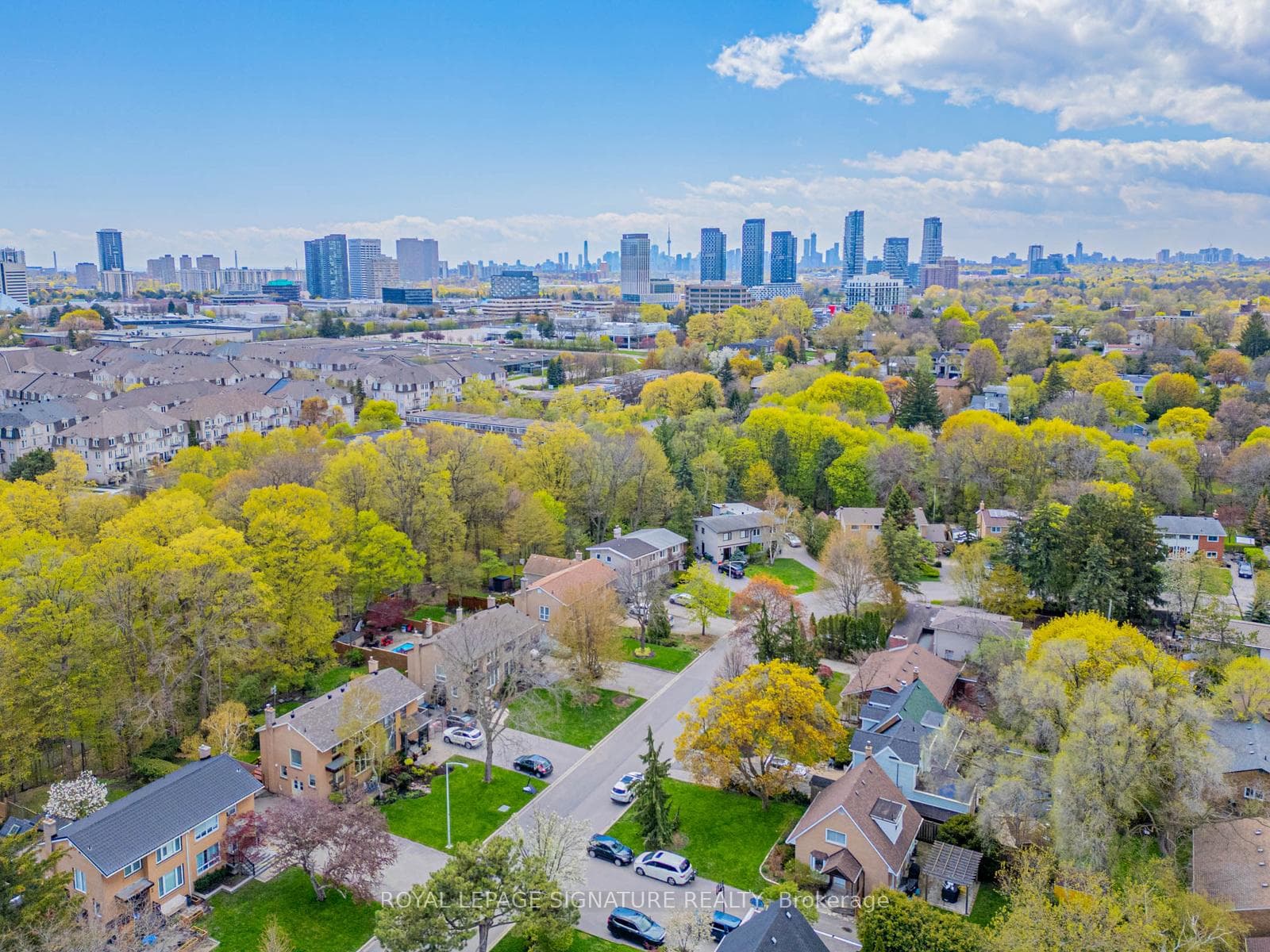 46 Plateau Crescent - Semi-Detached photo 45 of 50 in Don Mills / Parkwoods / Victoria Village, Ontario