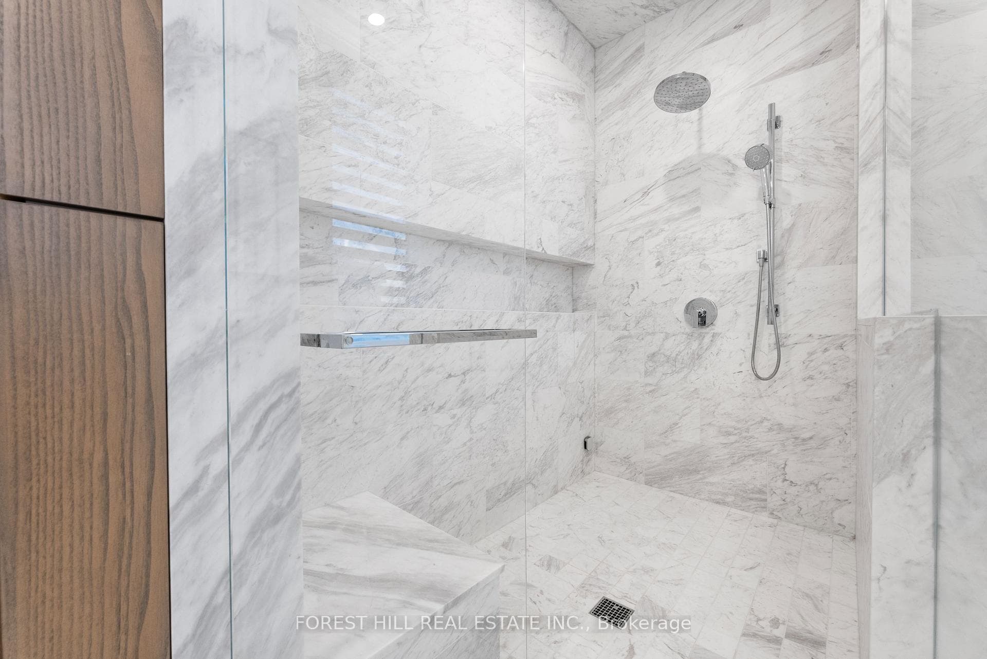 128 Hazelton Avenue Unit 602 - Condo photo 30 of 43 in Annex / Yorkville / Summerhill, Ontario